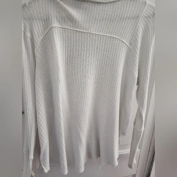 👸 Free People We the People collection thermal cowl neck tunic set of 2 size S