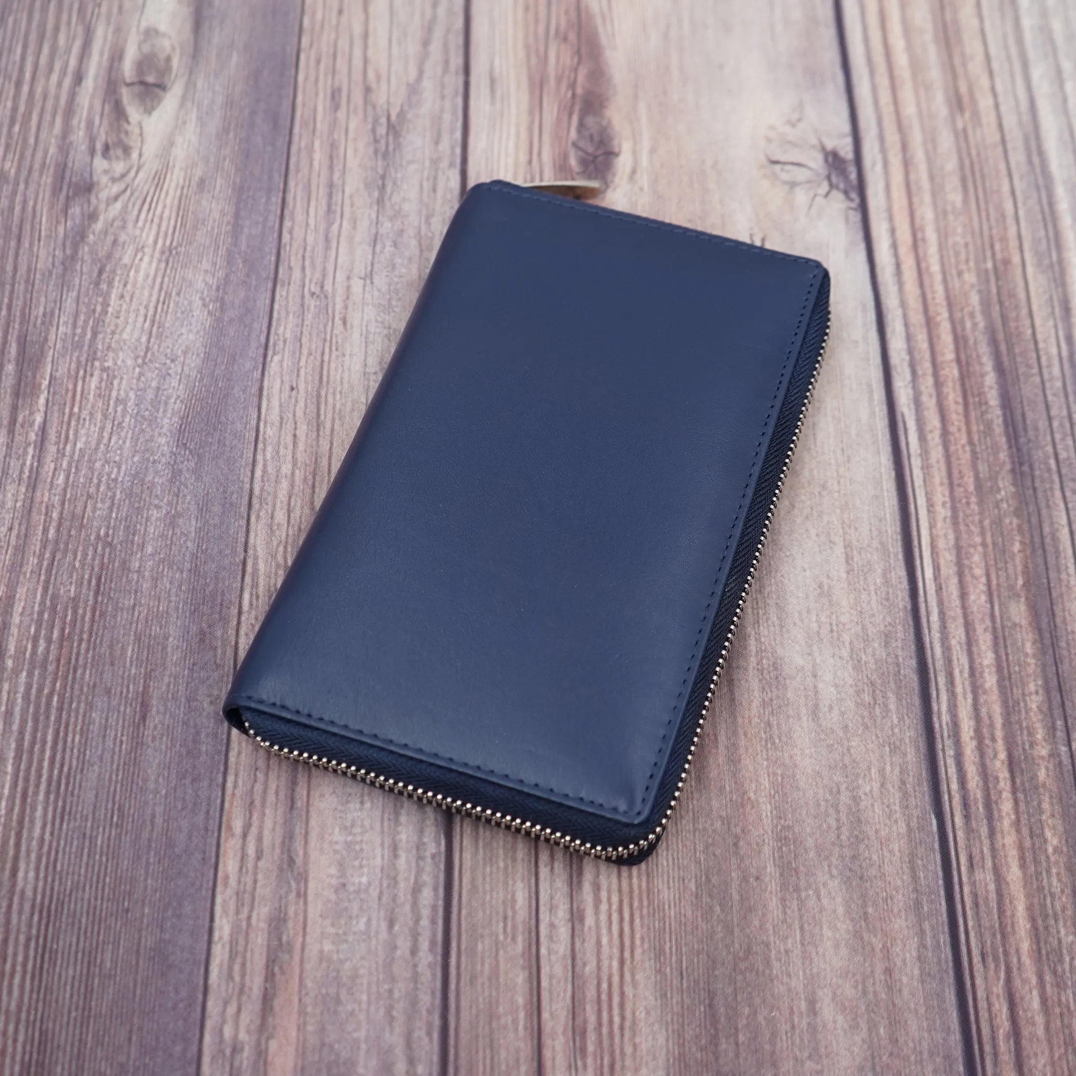 AG Wallets Soft Napa Leather RFID Safe 20 Credit Card Holder Zipper Slim Bifold Wallet & Organizer