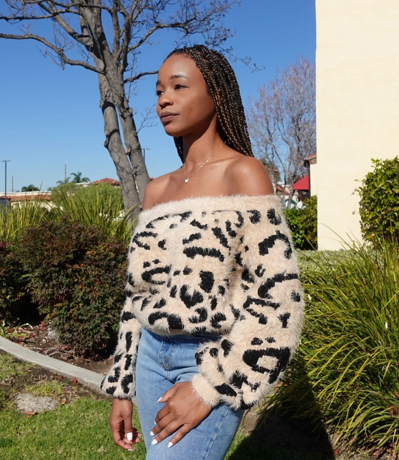 Allura Off Shoulder Sweater(Tan/Black)