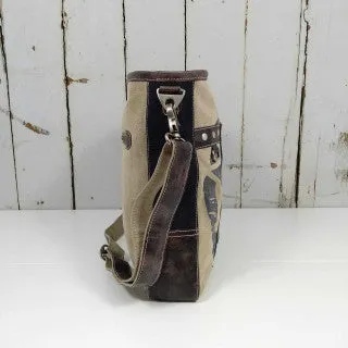 Backyard 'Lana' Crossbody Bag ~ Canvas/Leather