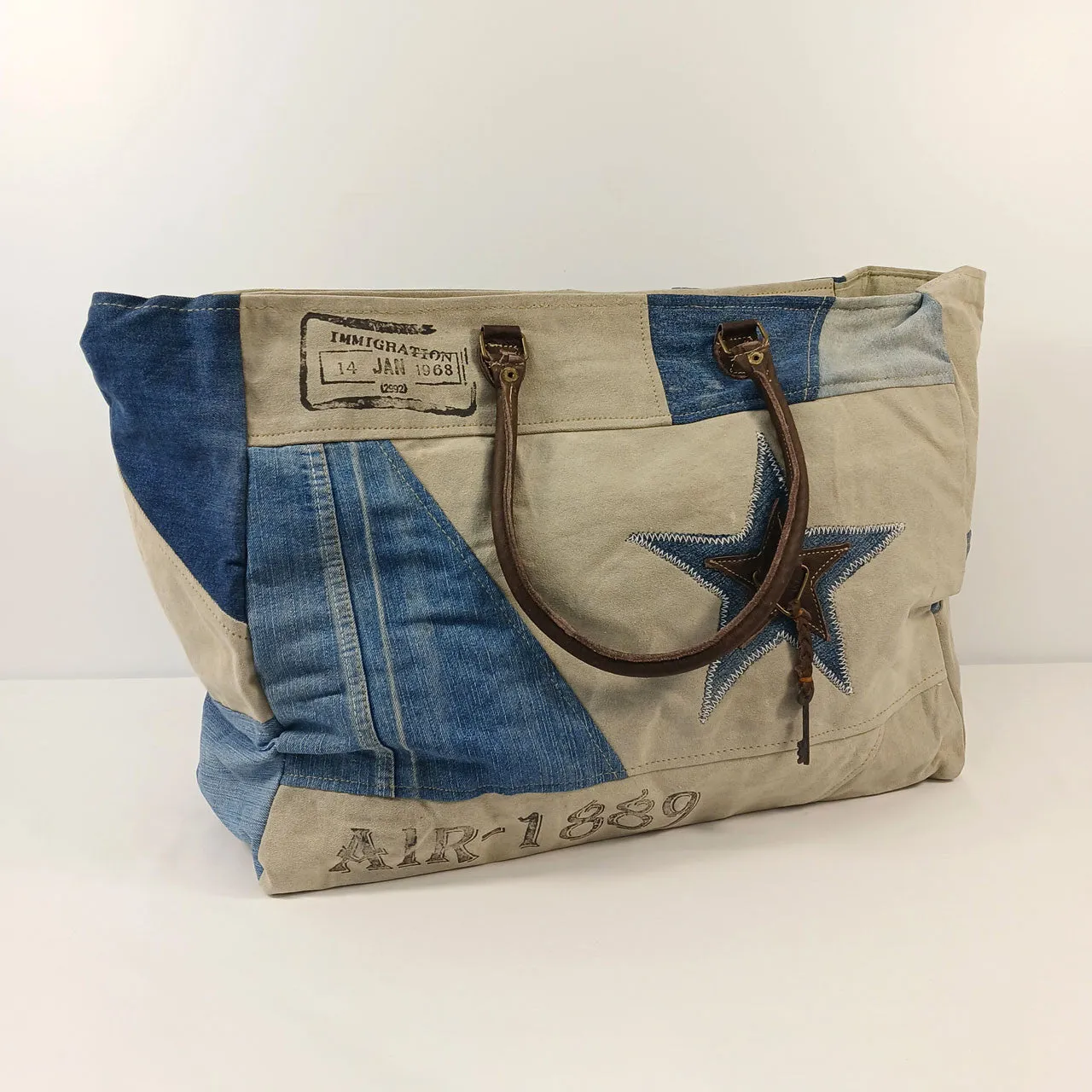 Backyard 'Stephanie' Tote Bag ~ Canvas/Fabric