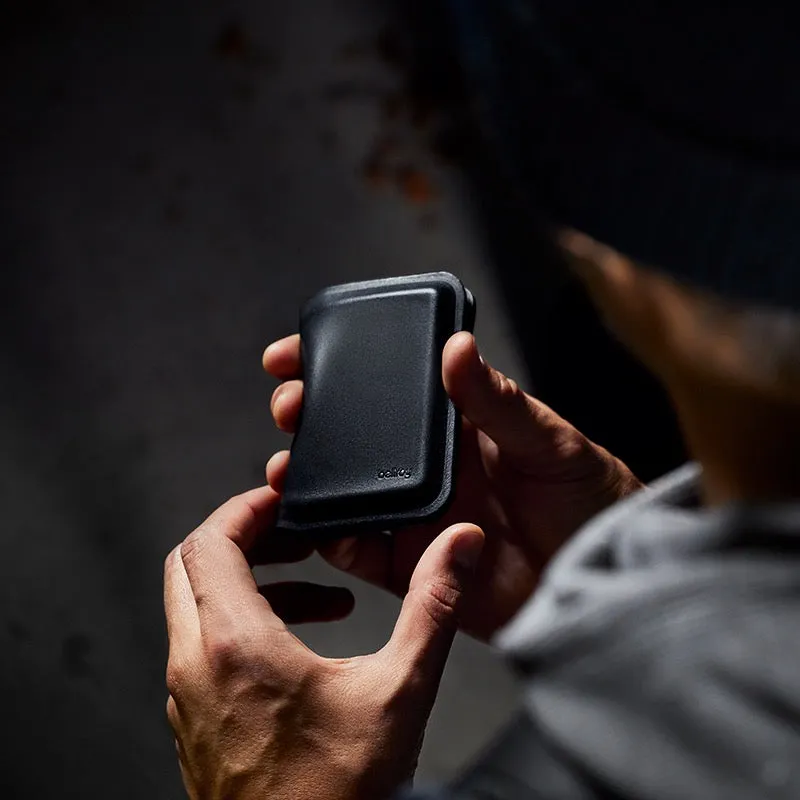 Bellroy Apex Slim Sleeve