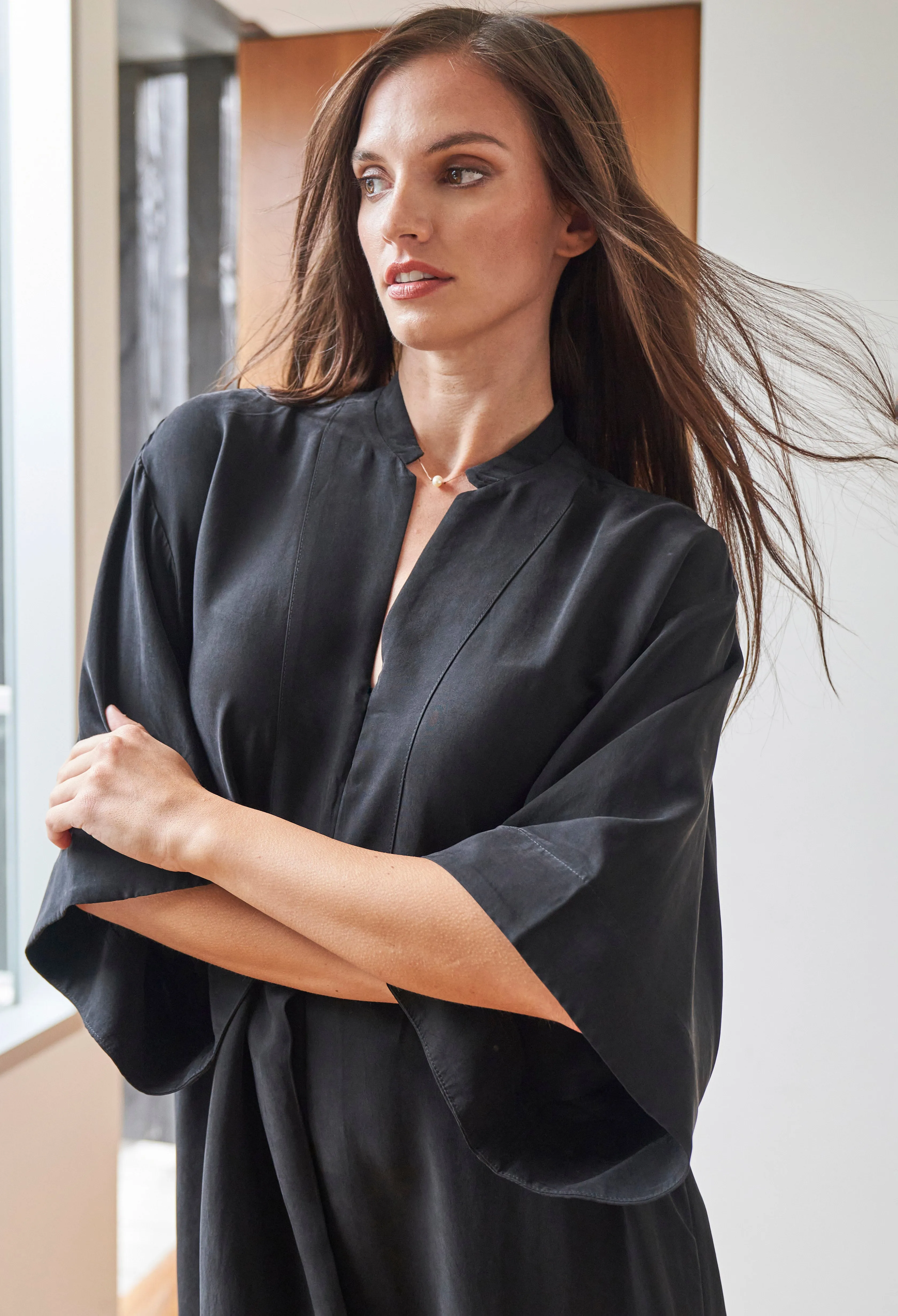 Black Cupro Mandarin Kimono Sleeve Collar Caftan - Sale