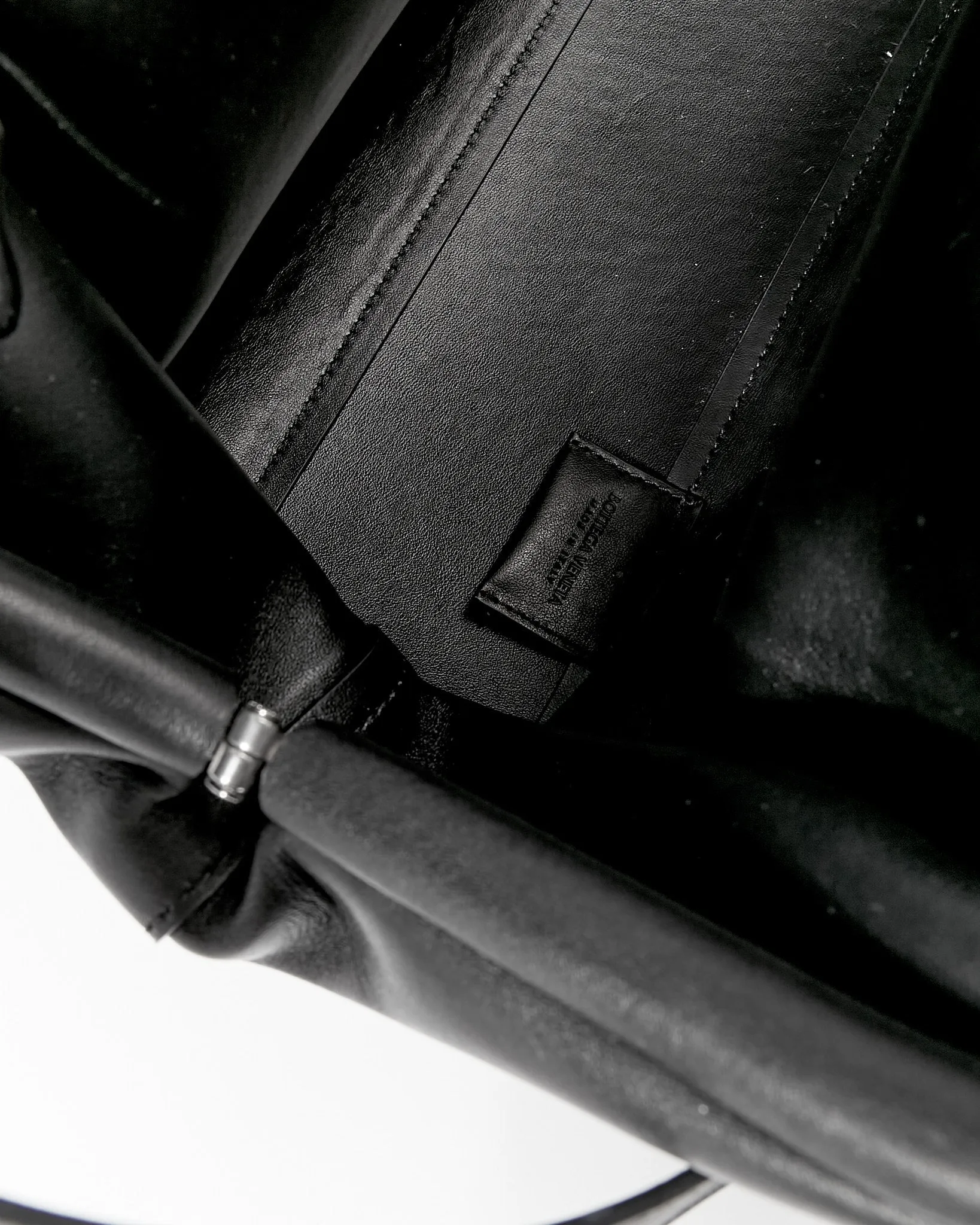 Bottega Veneta Black Leather Point Medium Bag