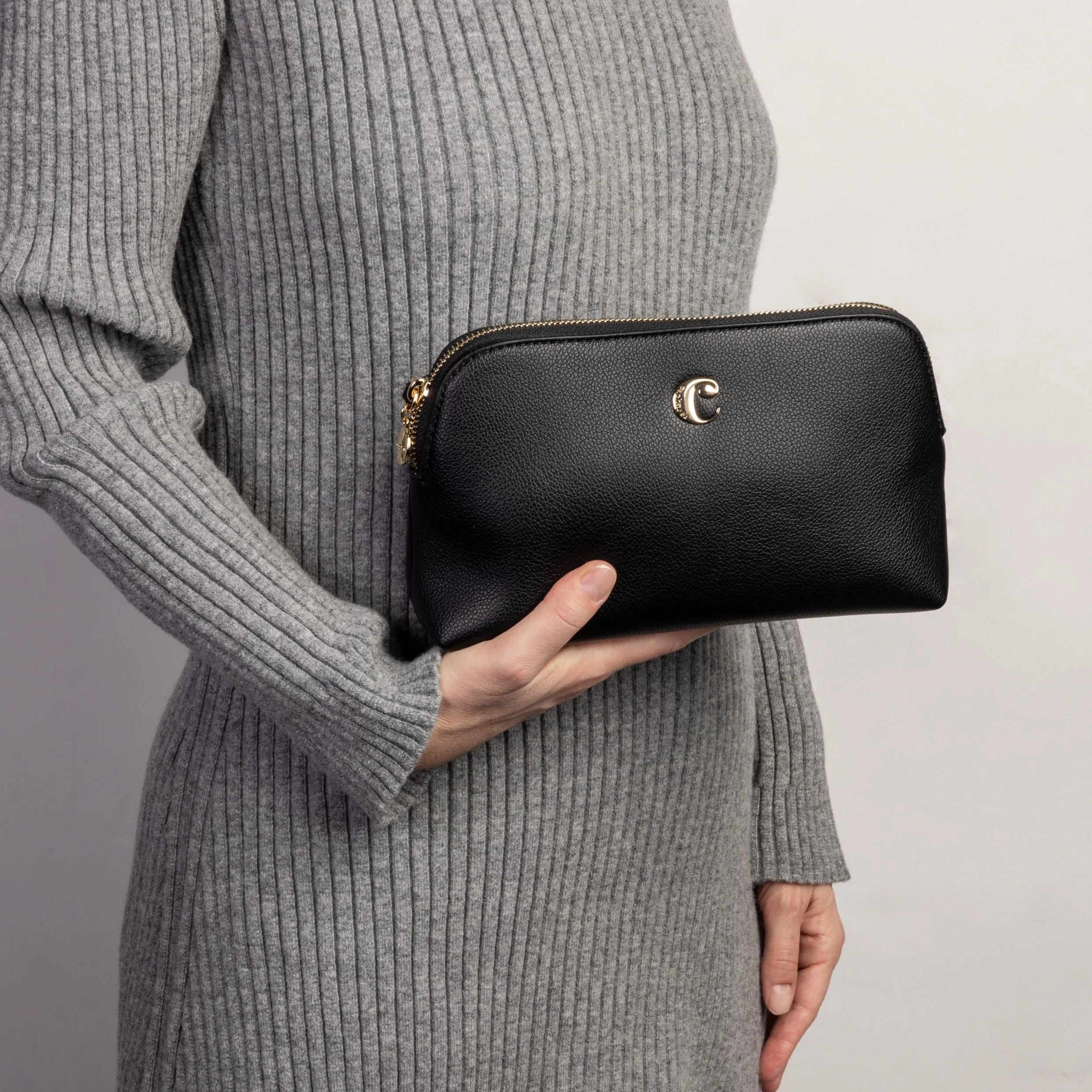 Cacharel CTC219A-Dressing-case Alma Black