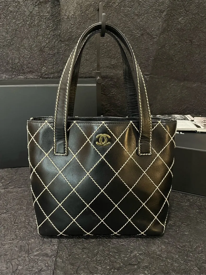 Chanel External Stitching Vivian's Bag Black Tote - Original Condition