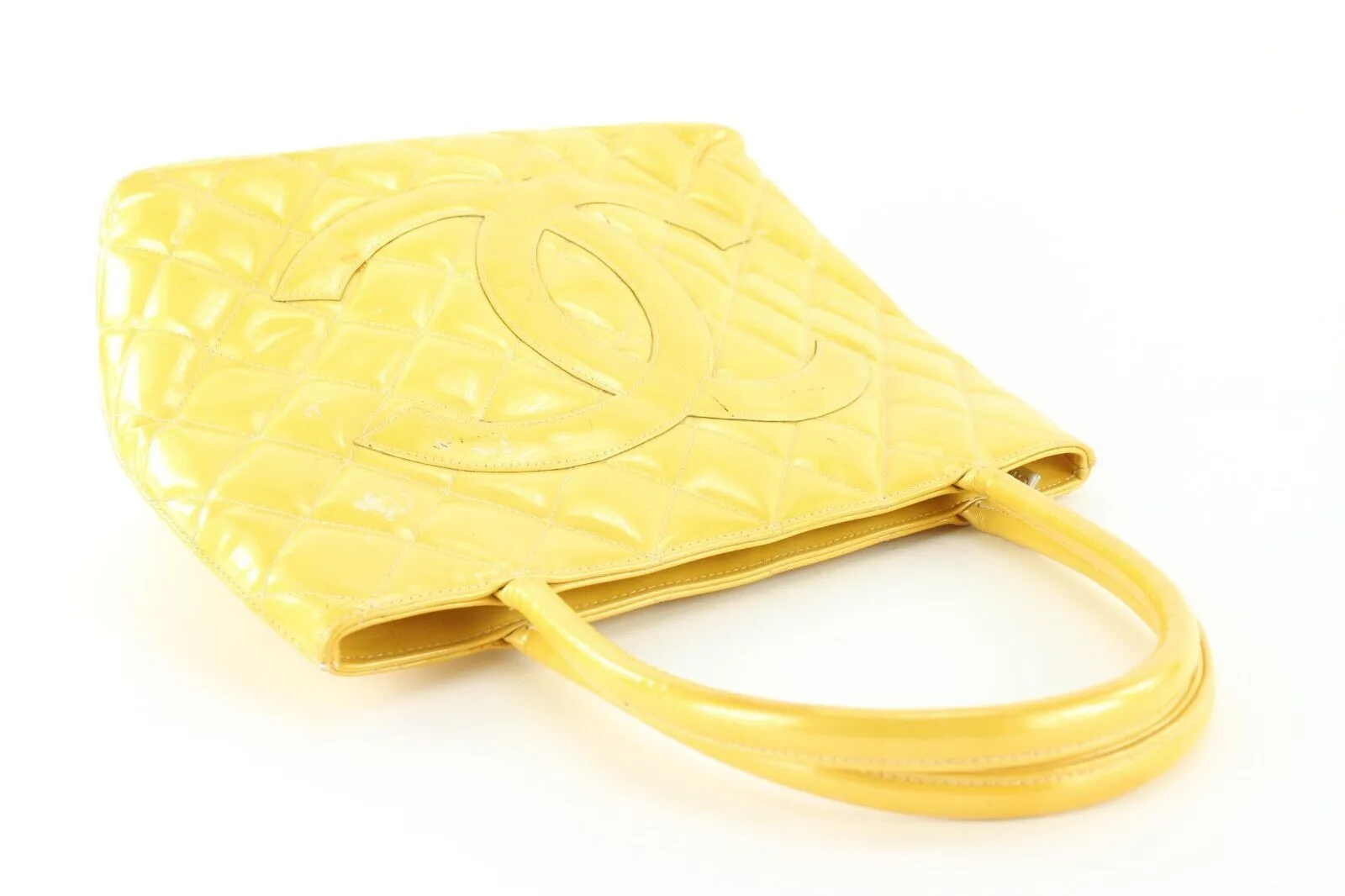 Chanel Yellow Quilted Patent Zip Tote Bag 1CK1108