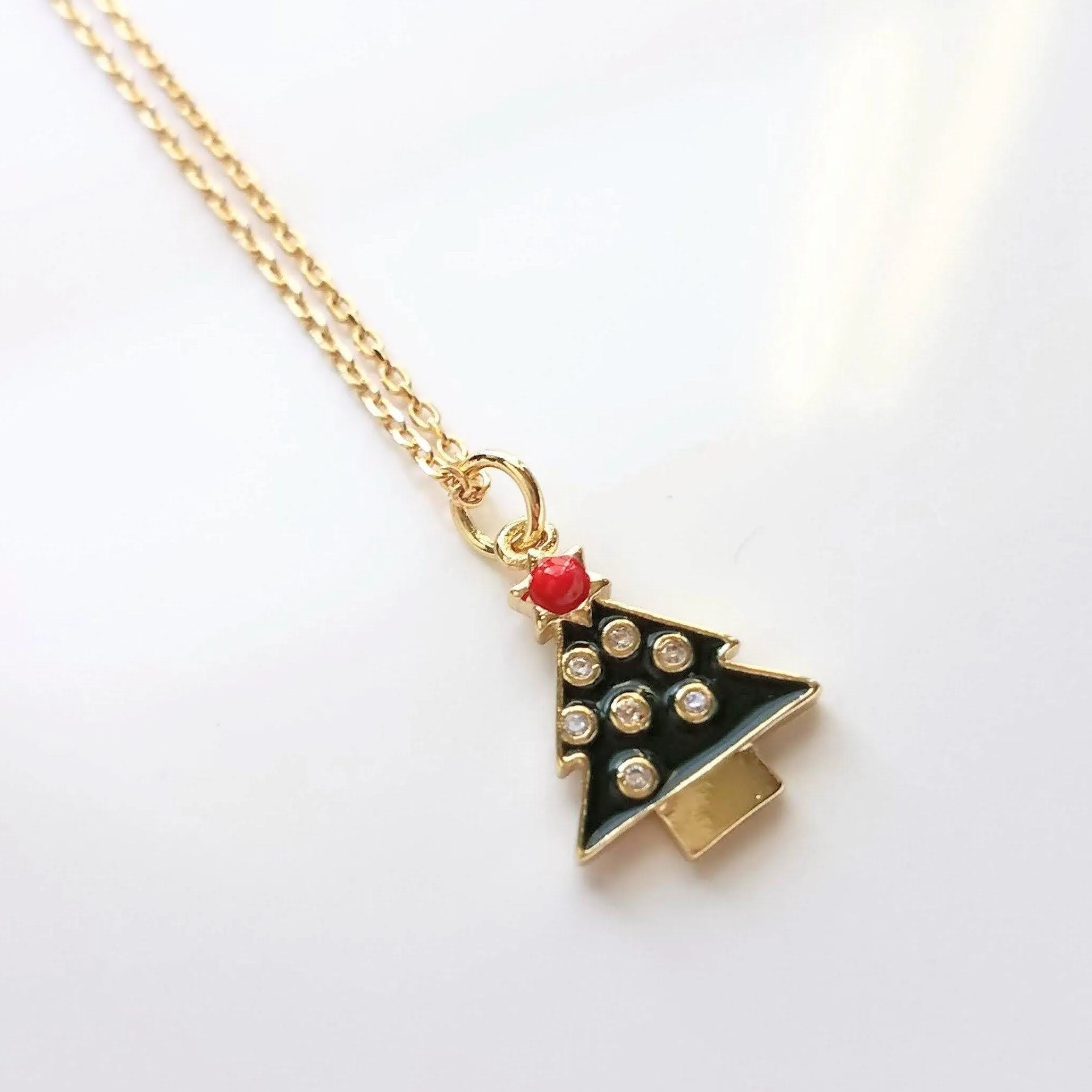 Christmas Tree Necklace, Christmas jewelry, xmas tree necklace, xmas necklace, xmas tree pendant, Christmas necklace, small Christmas tree