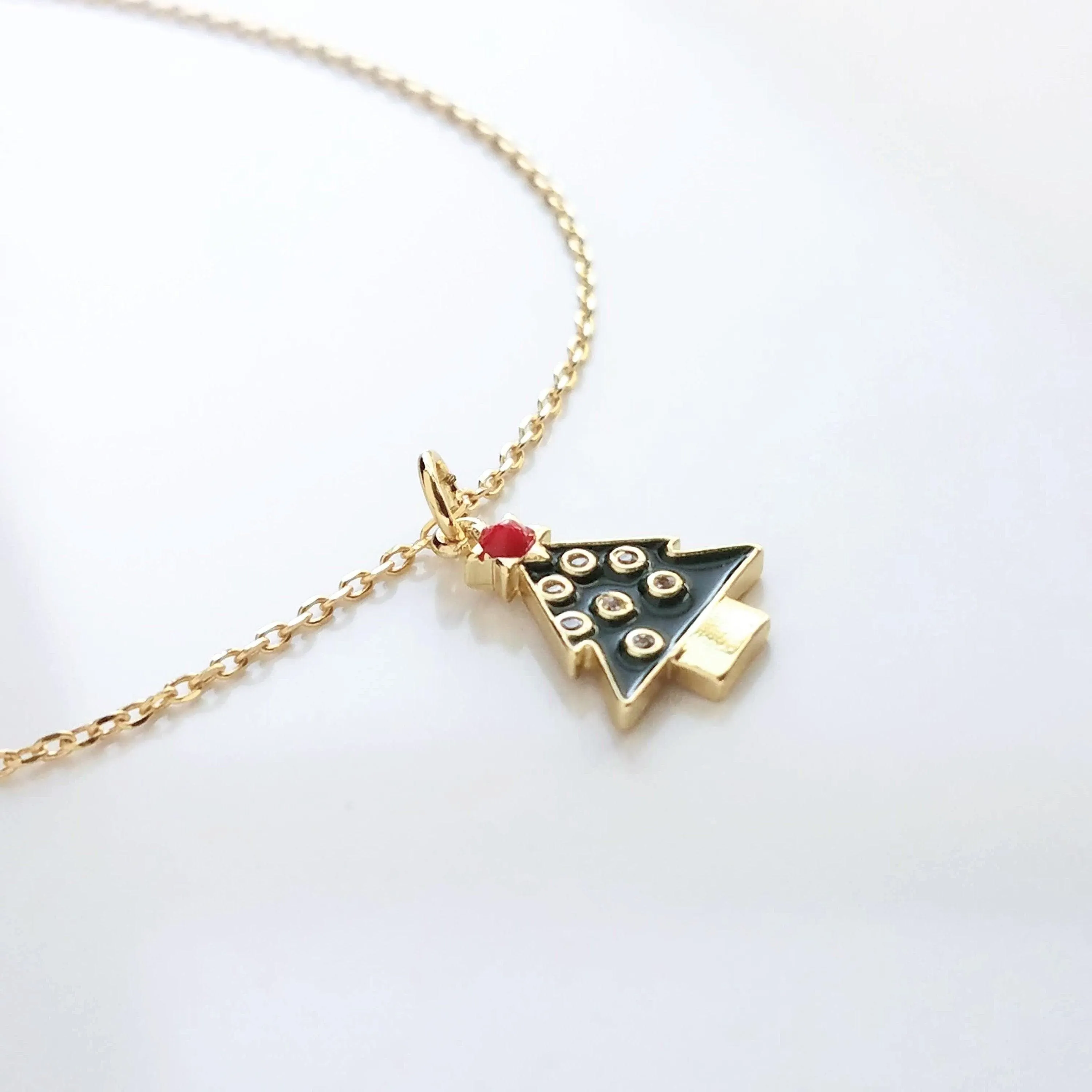 Christmas Tree Necklace, Christmas jewelry, xmas tree necklace, xmas necklace, xmas tree pendant, Christmas necklace, small Christmas tree