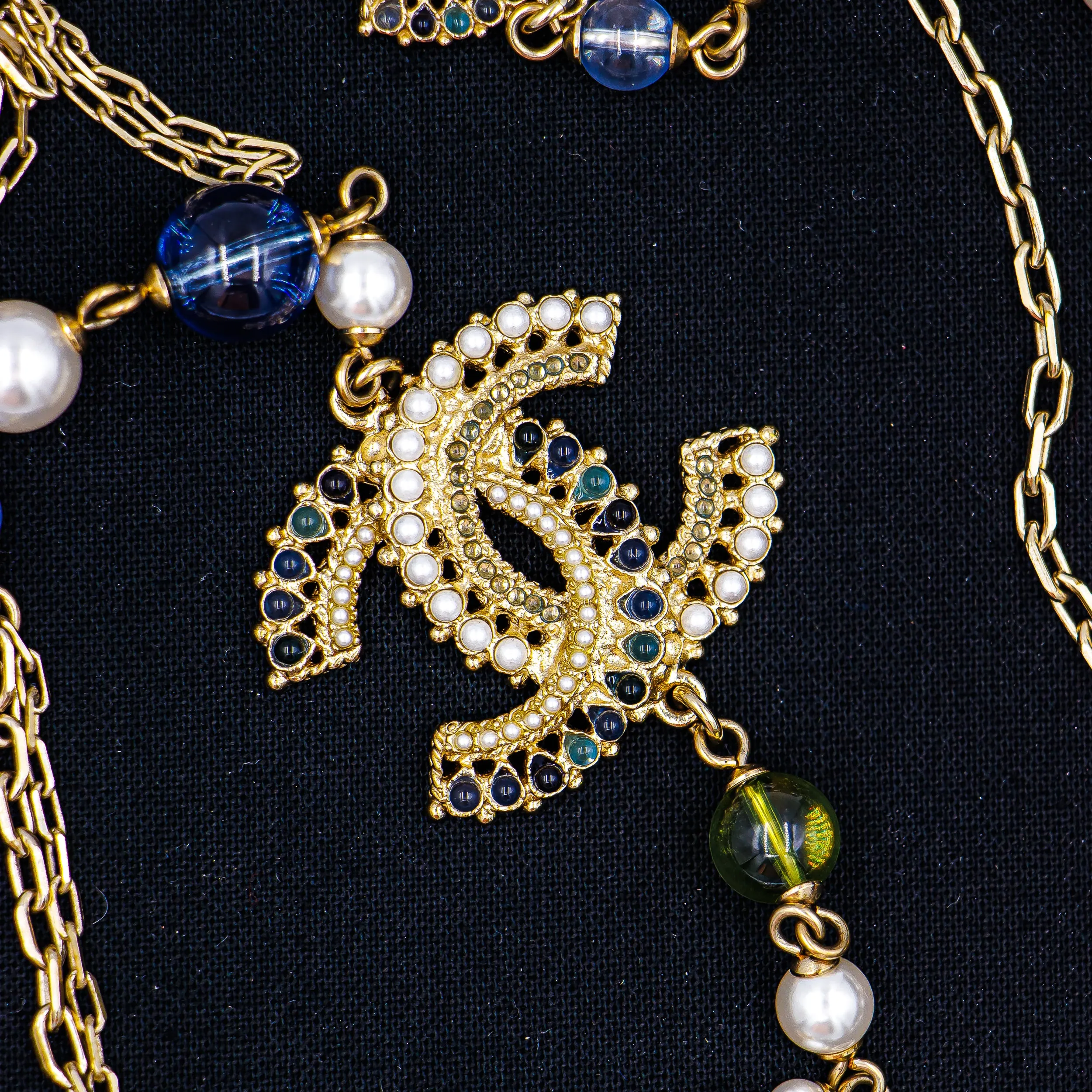 Collar Chanel