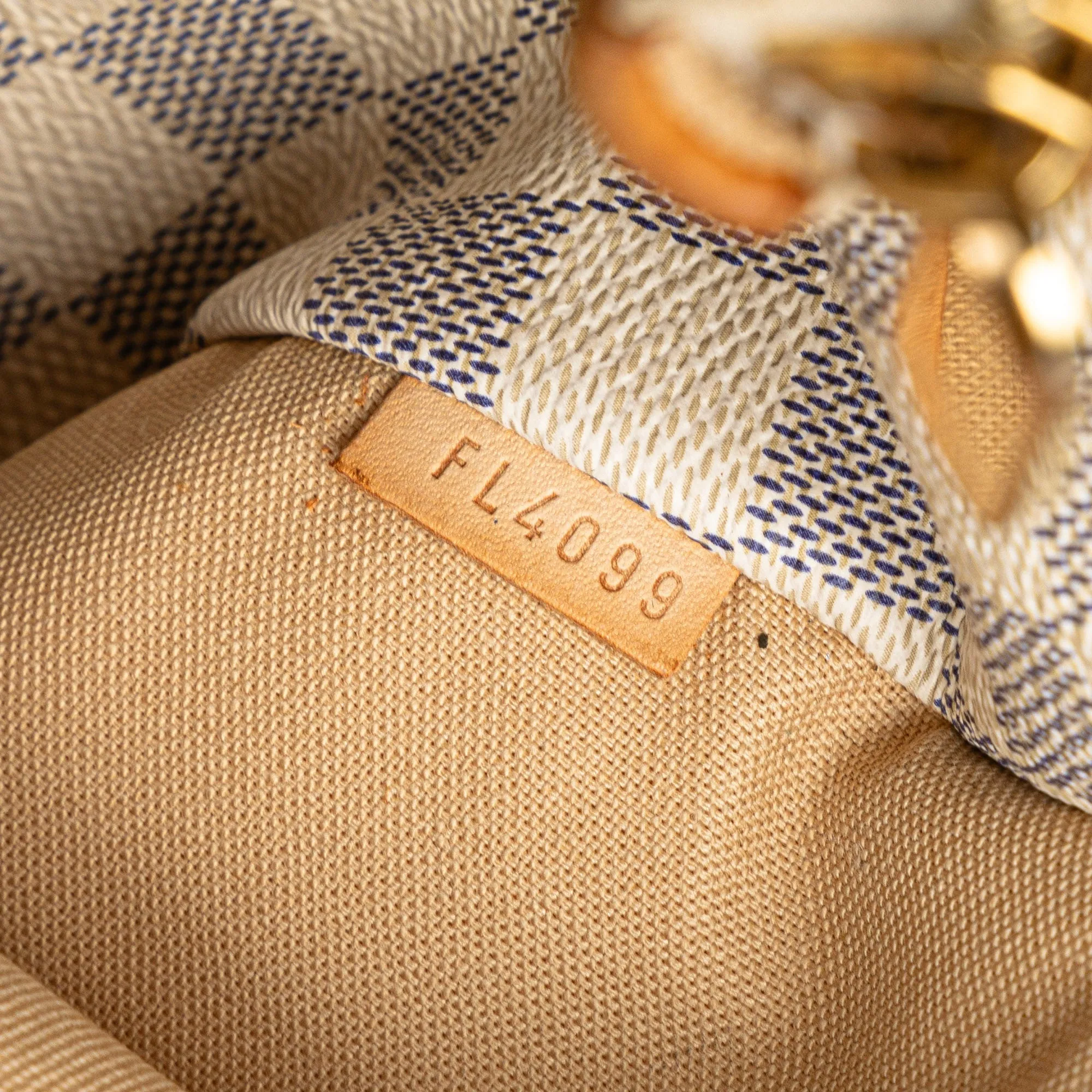 Damier Azur Totally PM