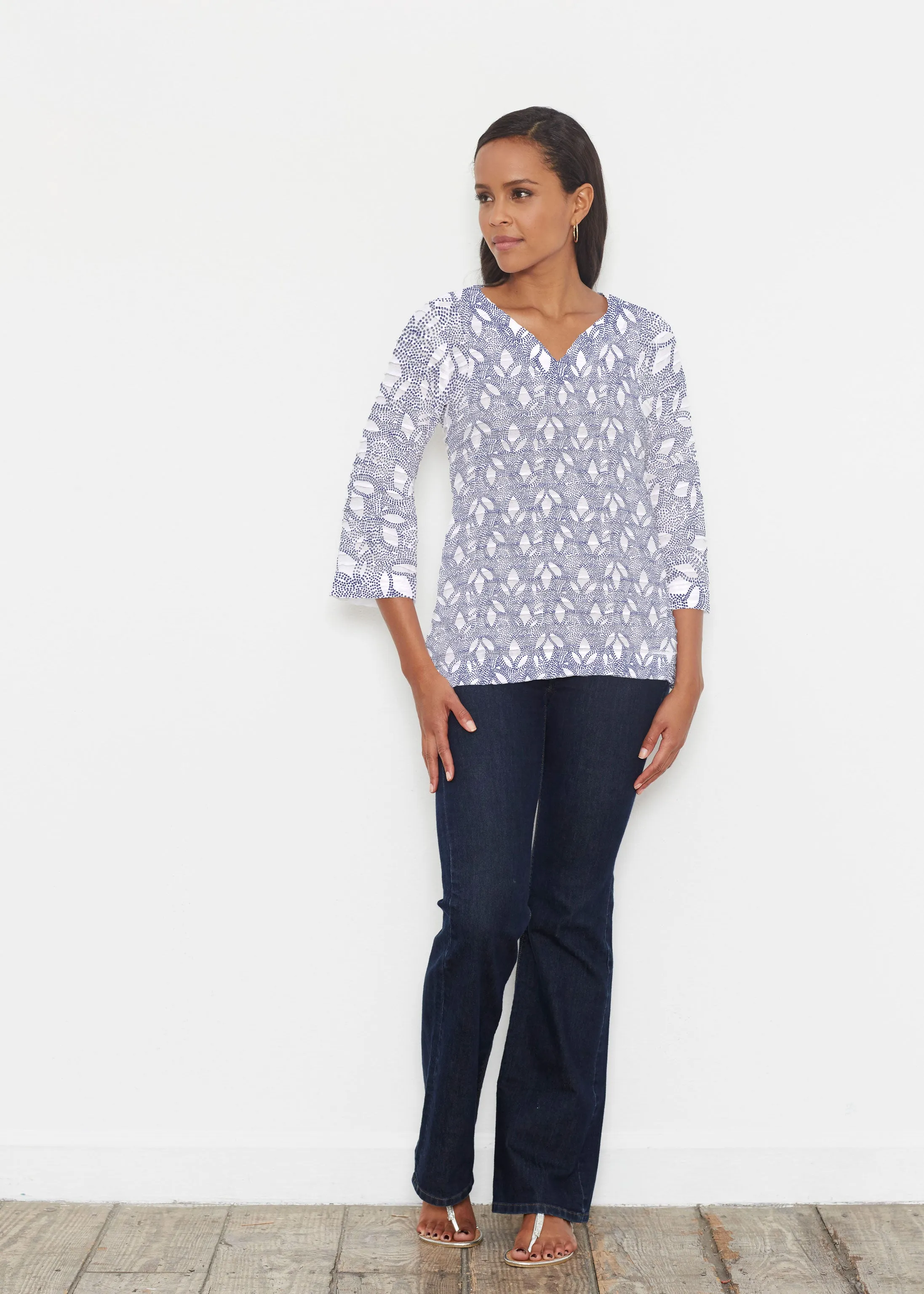 Dottie Combo Navy (7688) ~ Banded 3/4 Bell-Sleeve V-Neck Tunic