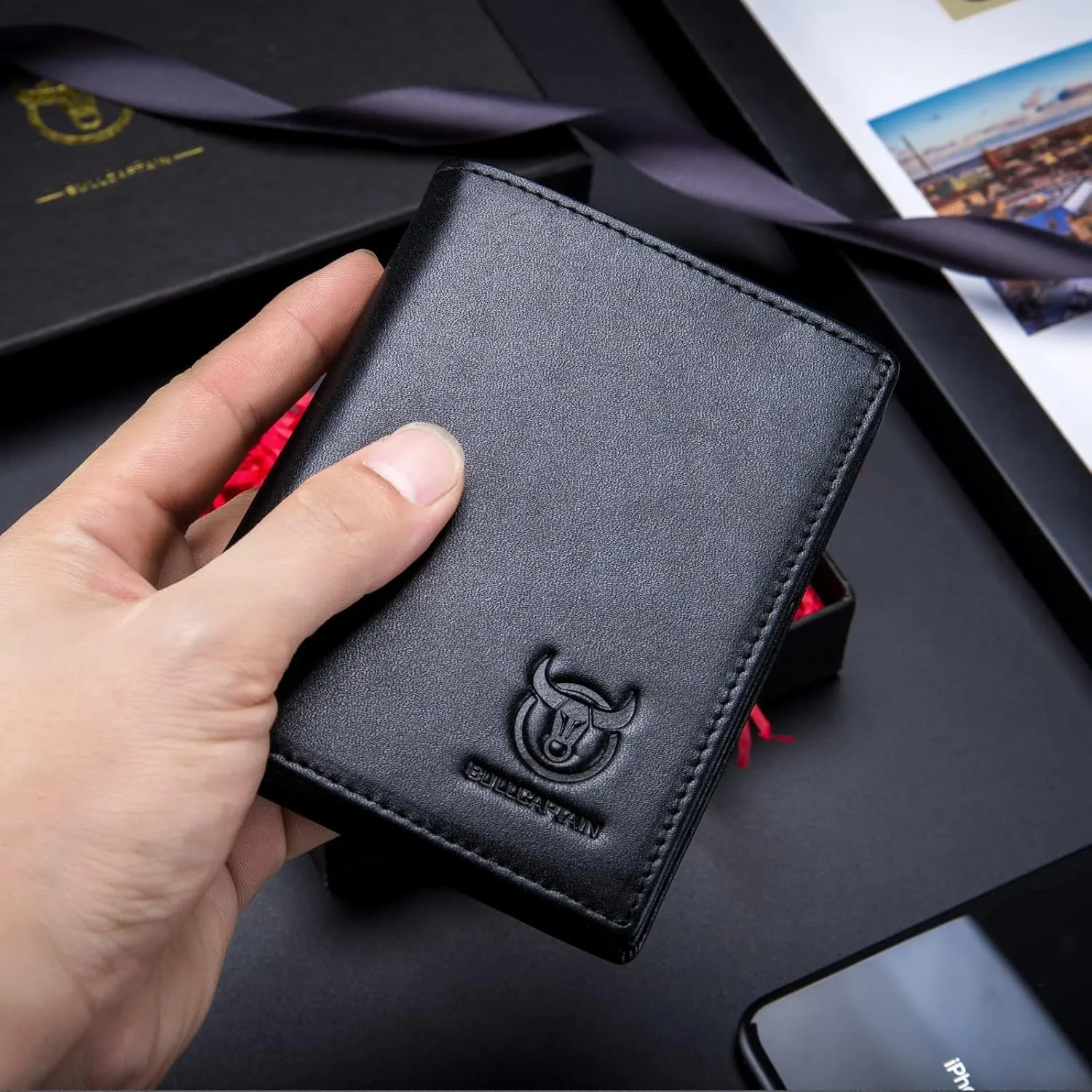 Genuine Leather Bifold Wallet/Credit Card Holder for Men - Black
