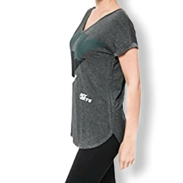 Gray NFL Team Apparel V-Neck Short Sleeve Size XL Women's T-Shirt