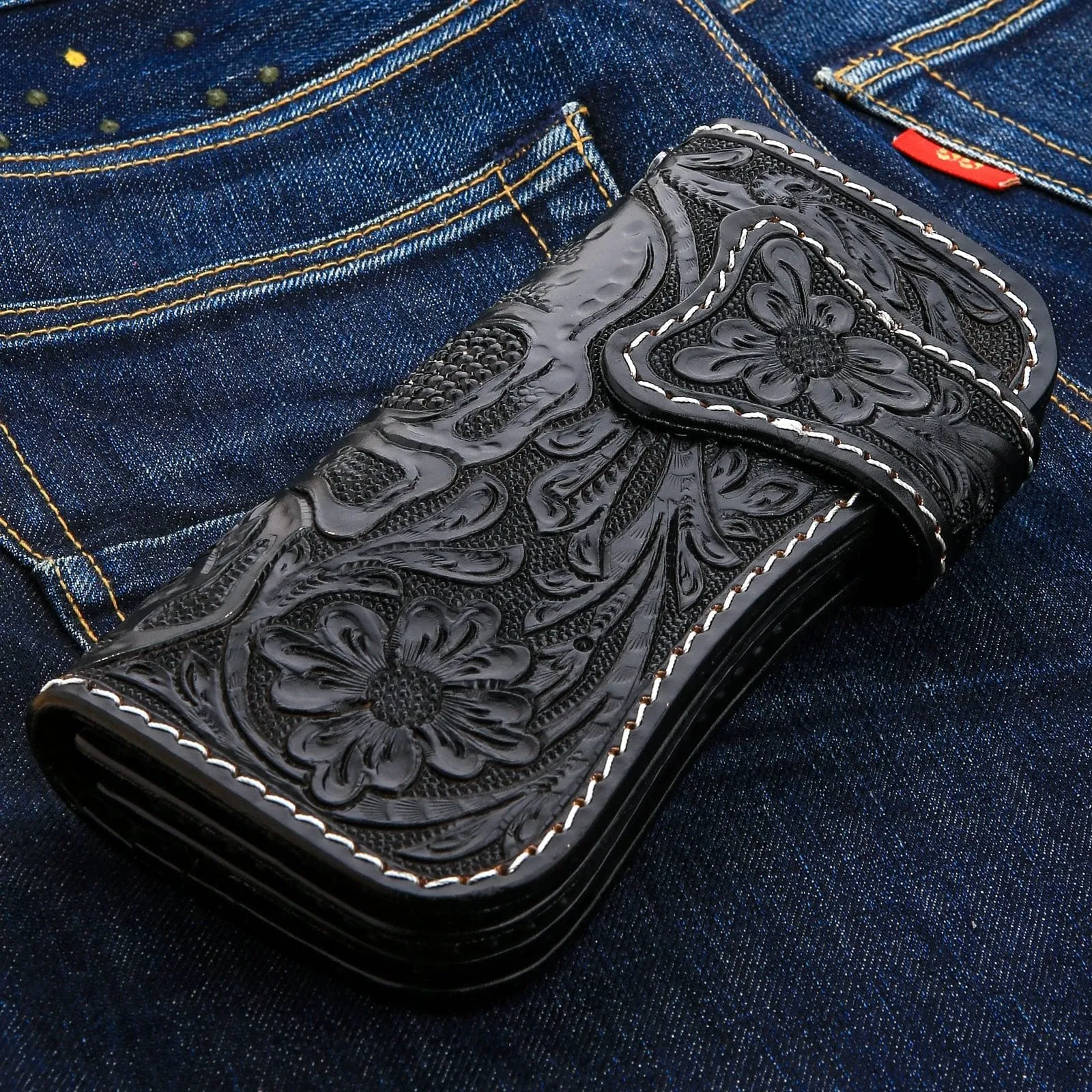 Gray Skull Stingray Leather Biker Wallet