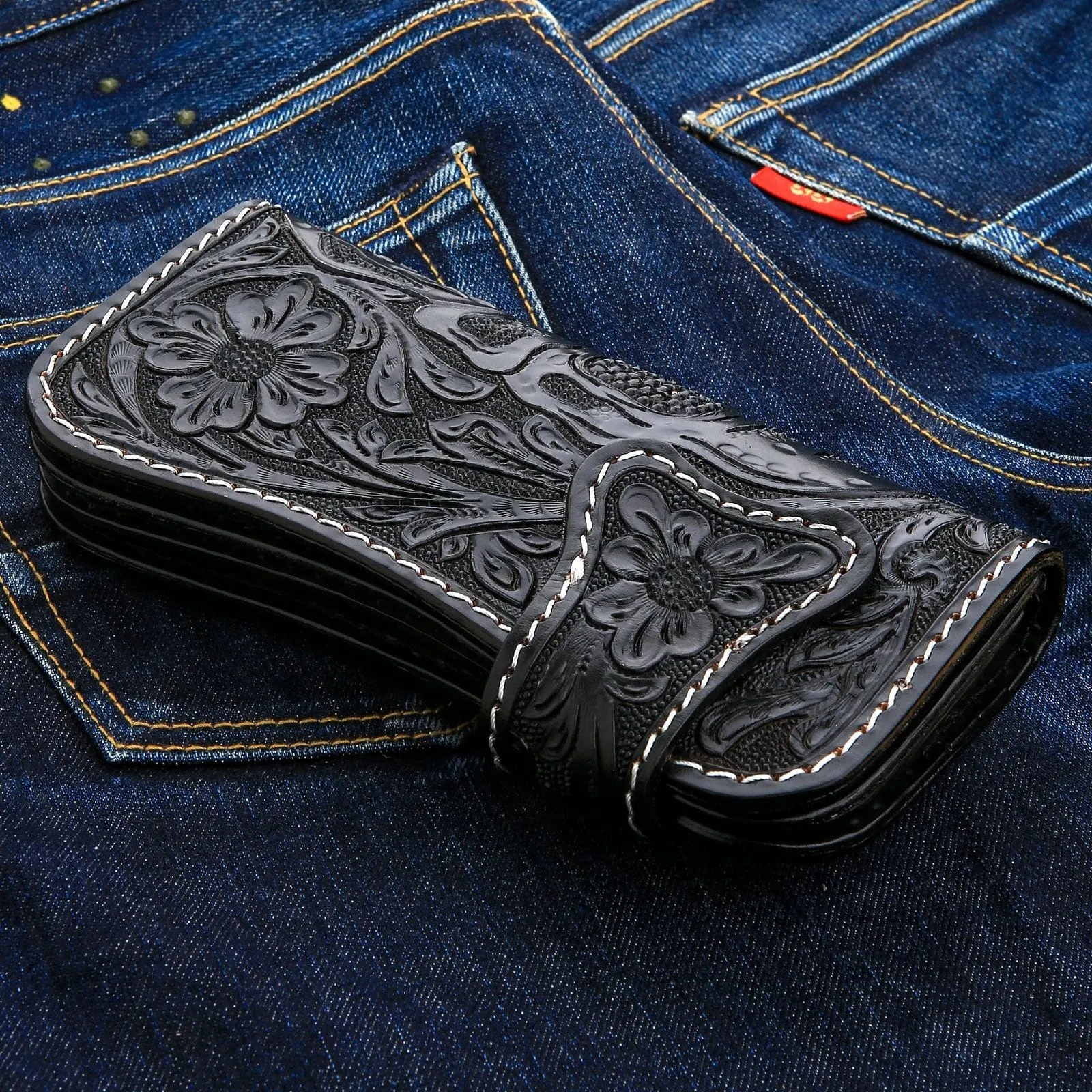 Gray Skull Stingray Leather Biker Wallet