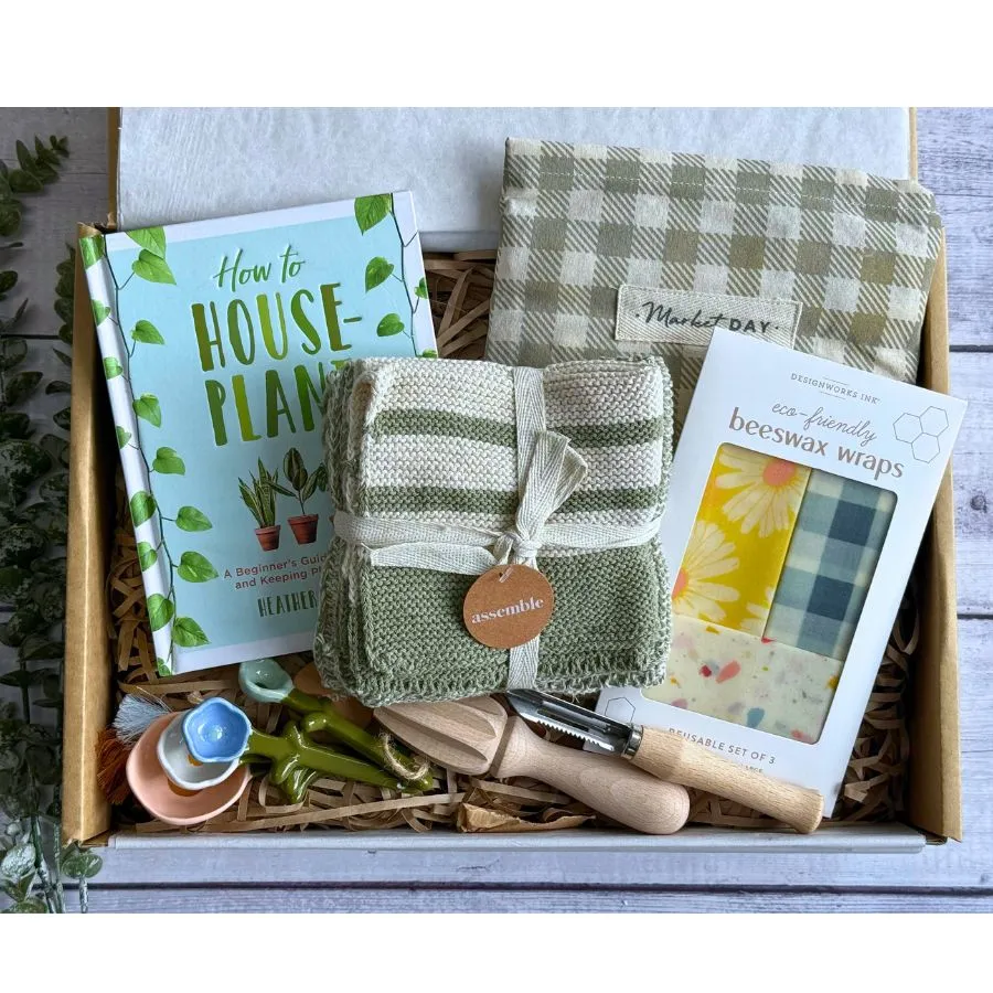 Green Home Essentials Gift Box