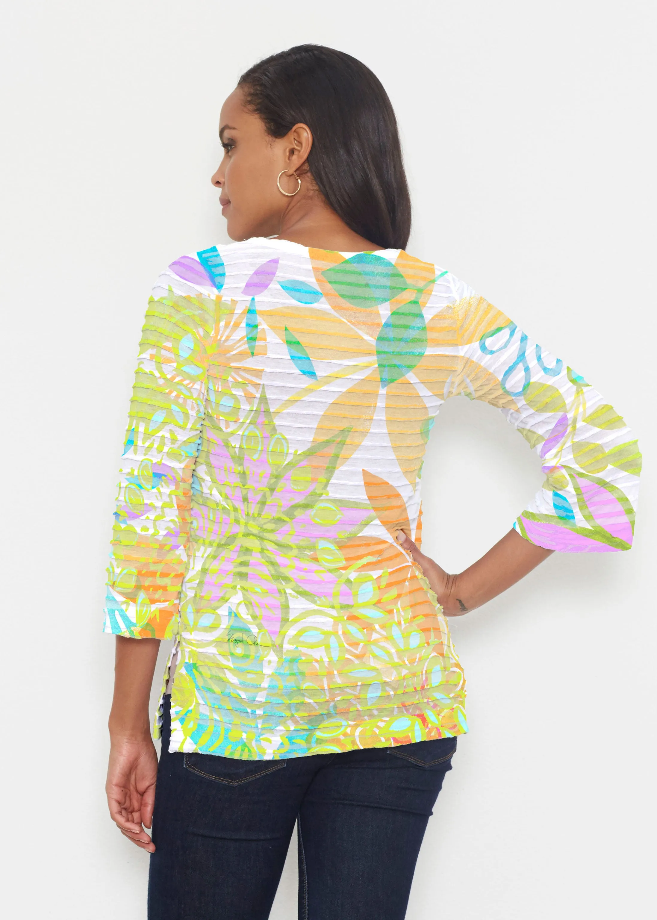 Kauai Lime (2301) ~ Banded 3/4 Bell-Sleeve V-Neck Tunic