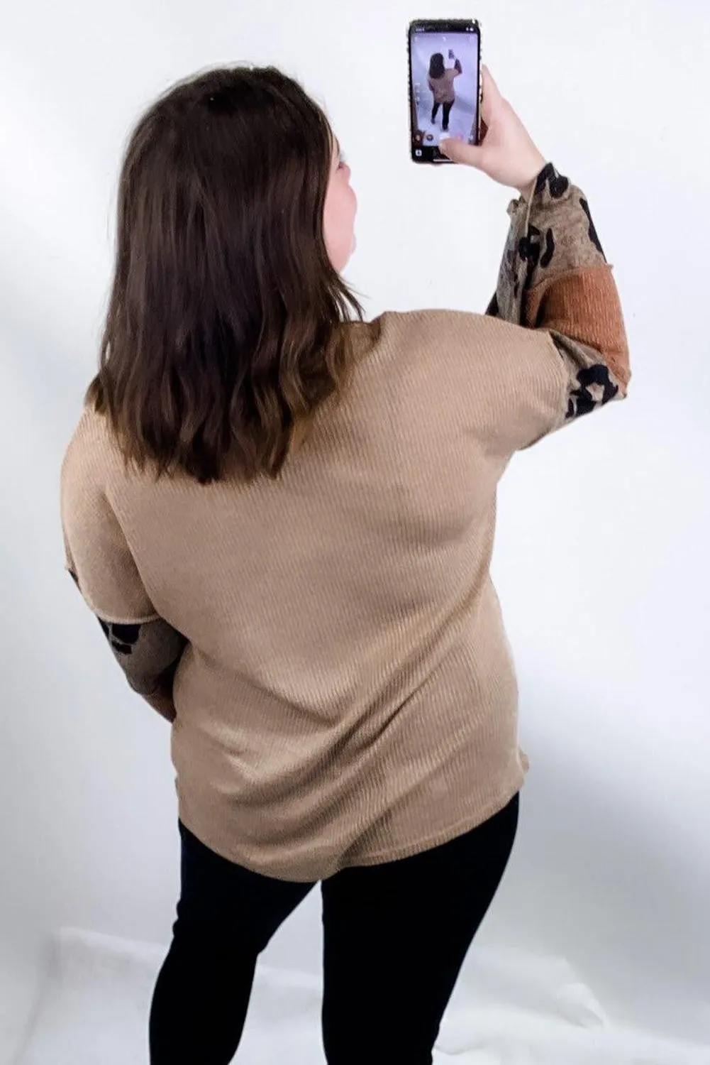 Leopard Colorblock V-Neck Long Sleeve Top