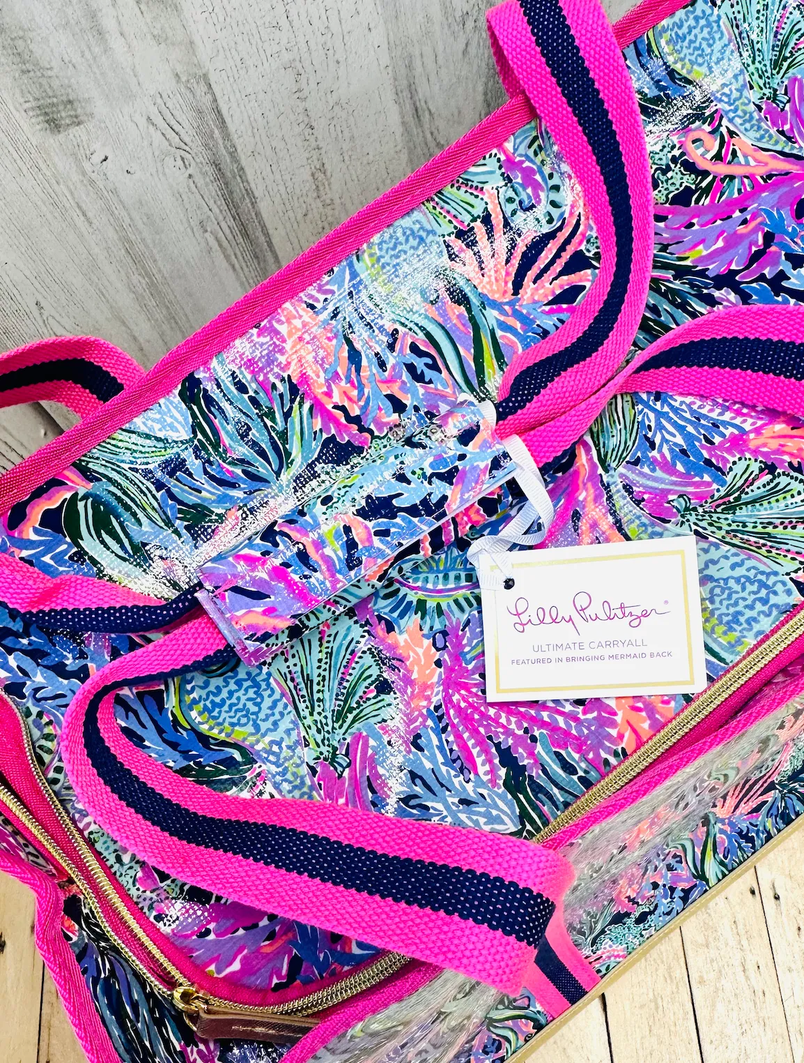LILLY PULITZER OVERSIZED CARRYALL