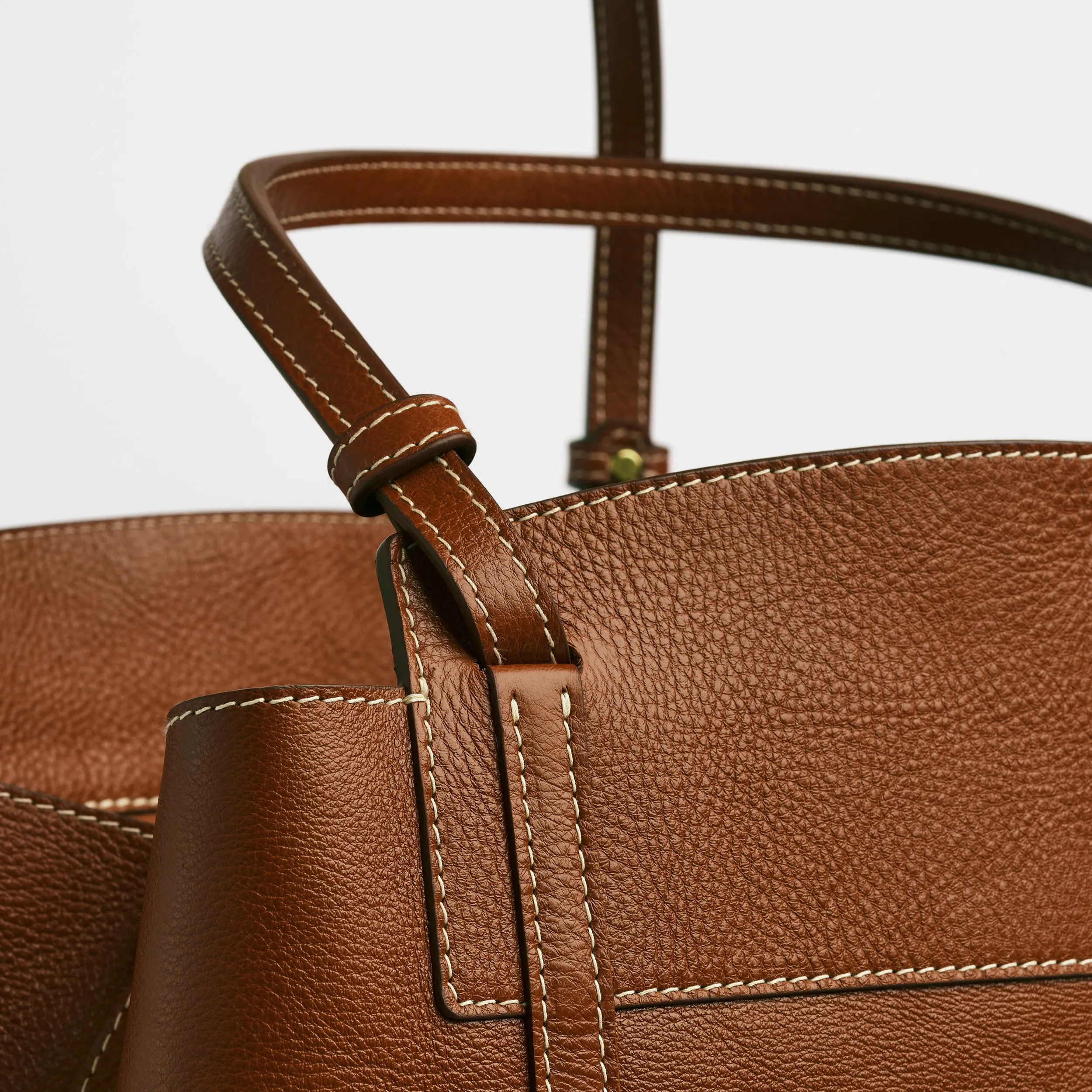 Linda in Leather Brown