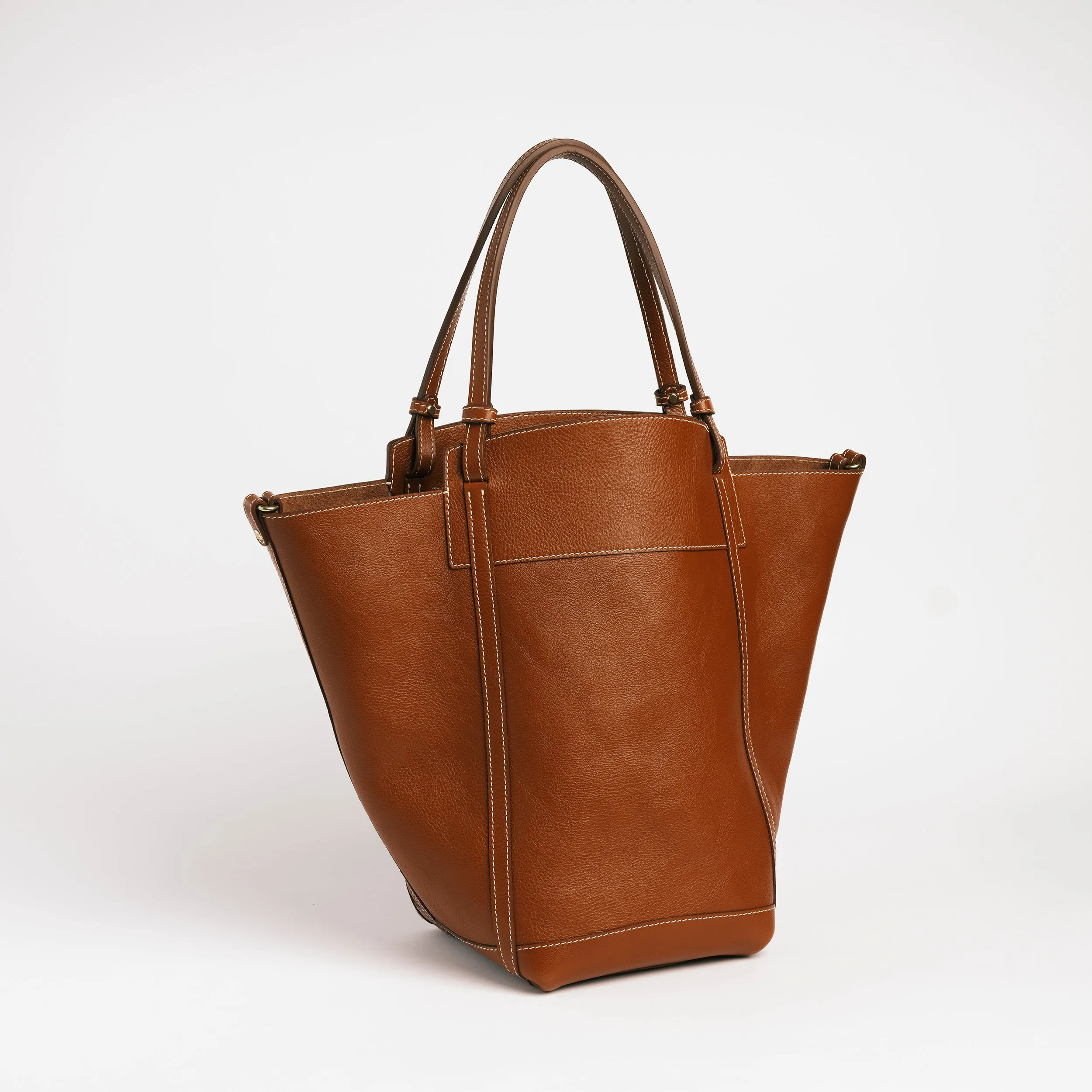 Linda in Leather Brown