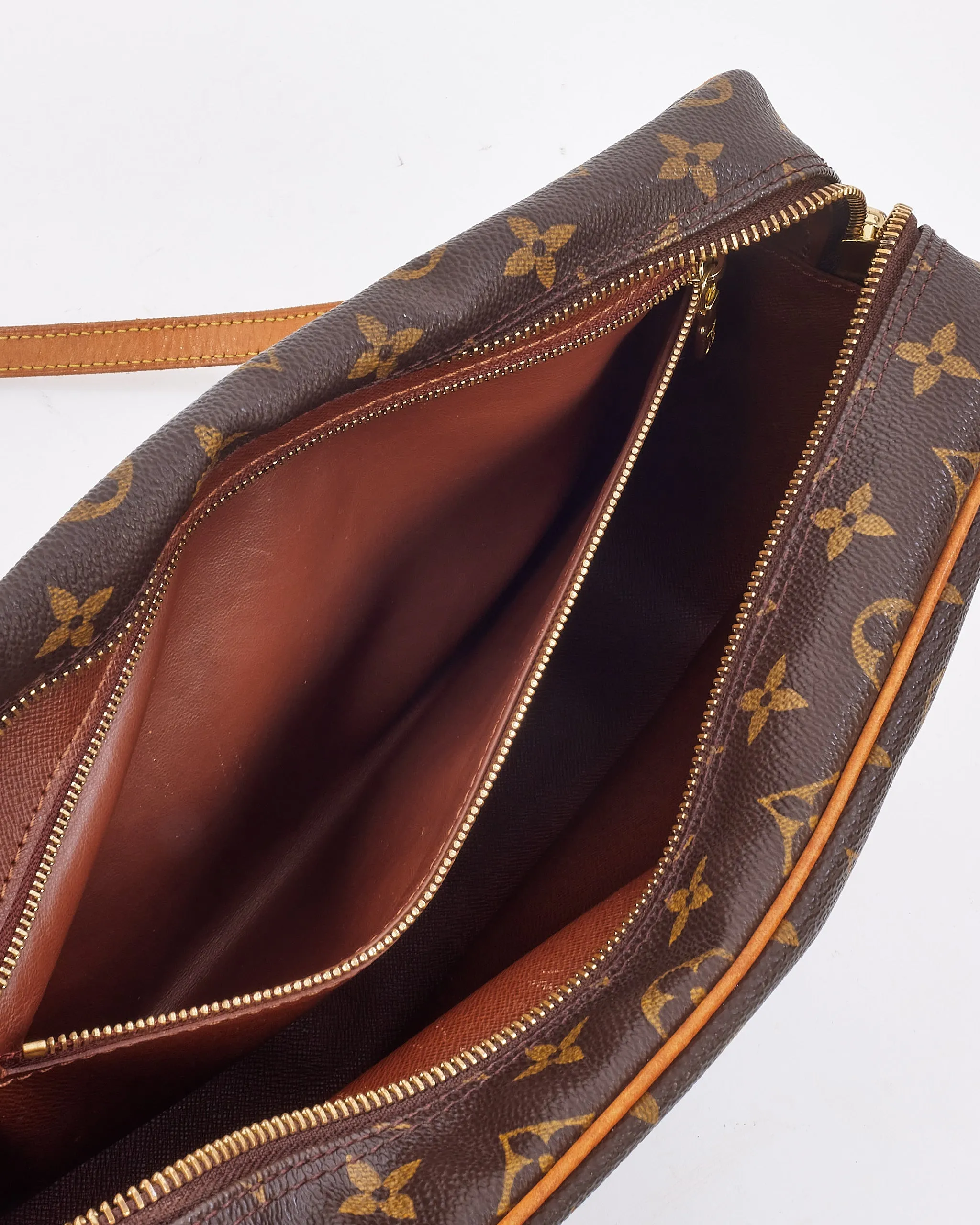Louis Vuitton Monogram Canvas Trocadero Shoulder Bag