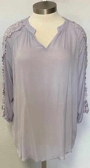 LS FLORAL LACE SOLID TOP