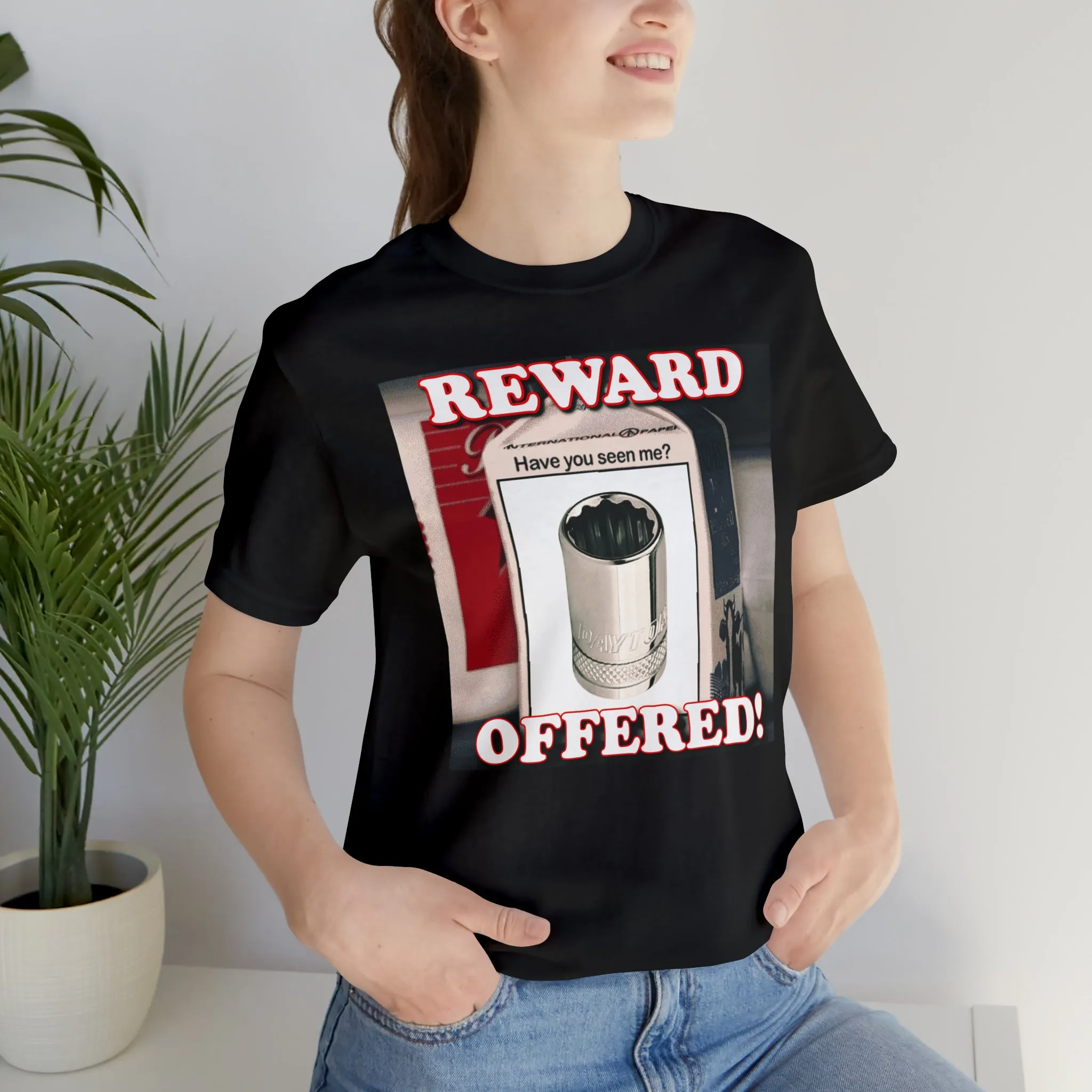 Missing 10 mm Short Sleeve Tee