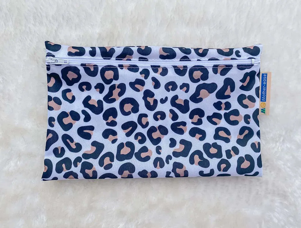 Motherease Mesara Zippered Wet Bag