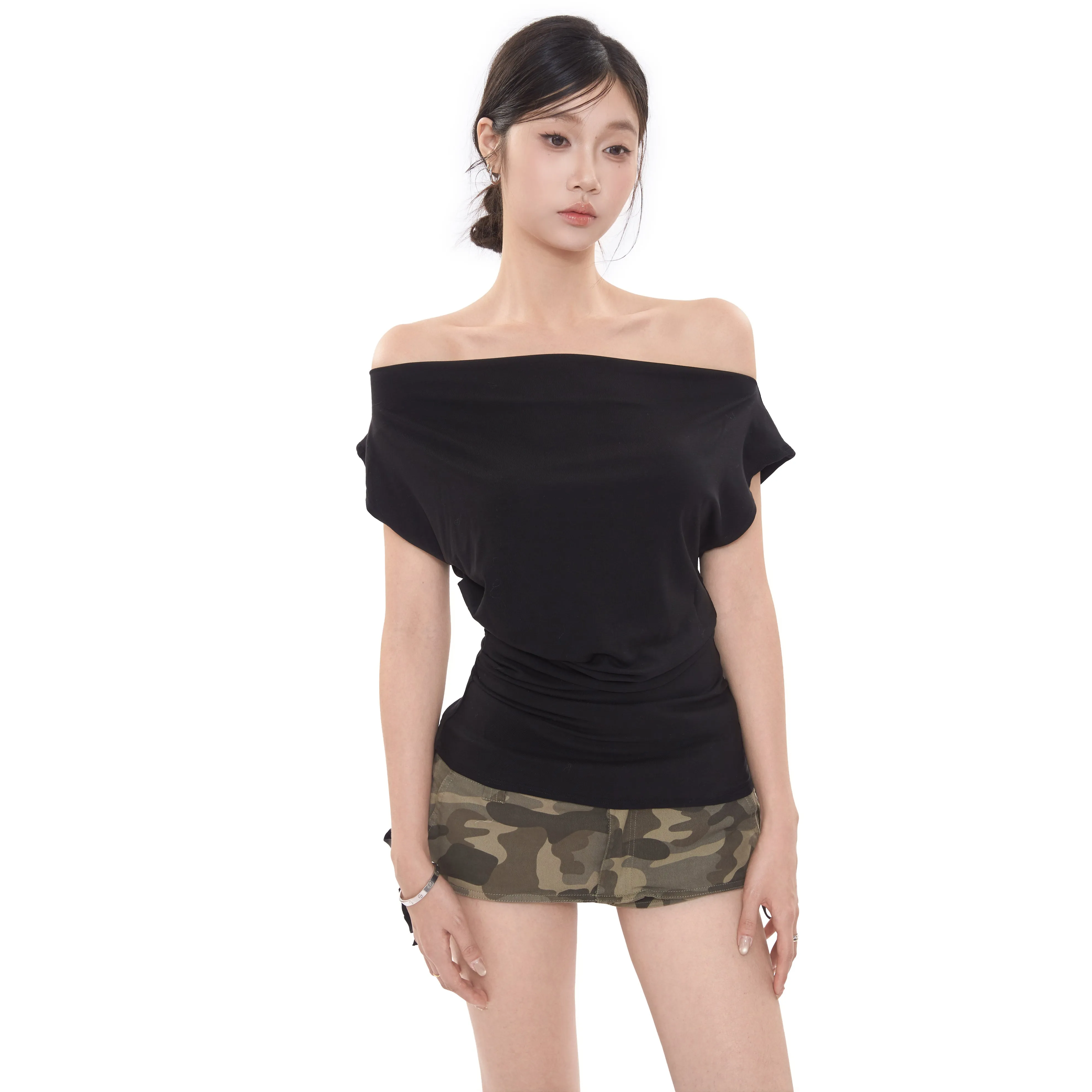 niche off-shoulder tops