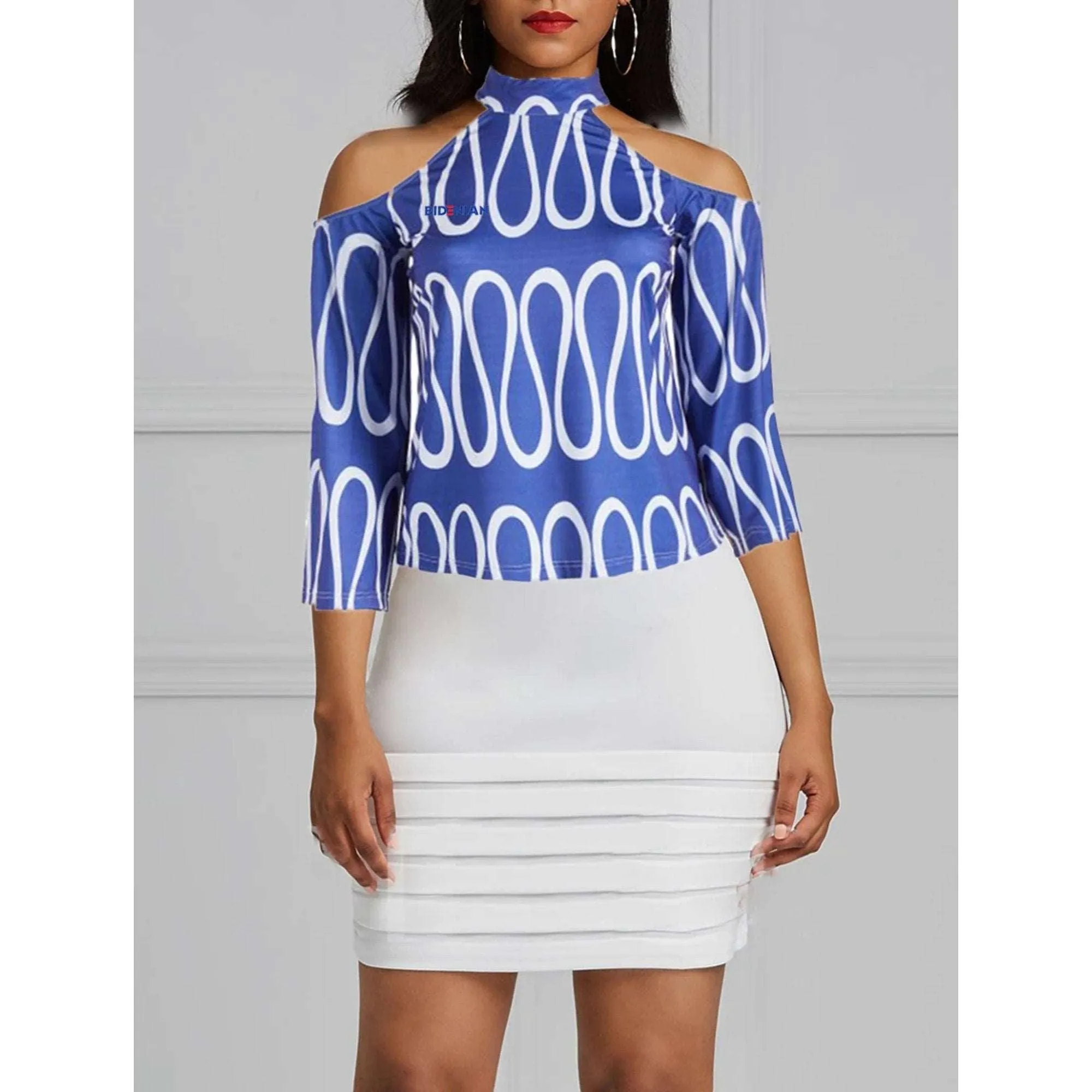 Niem Fossil Wavy Cold Shoulder Bat Wing Top