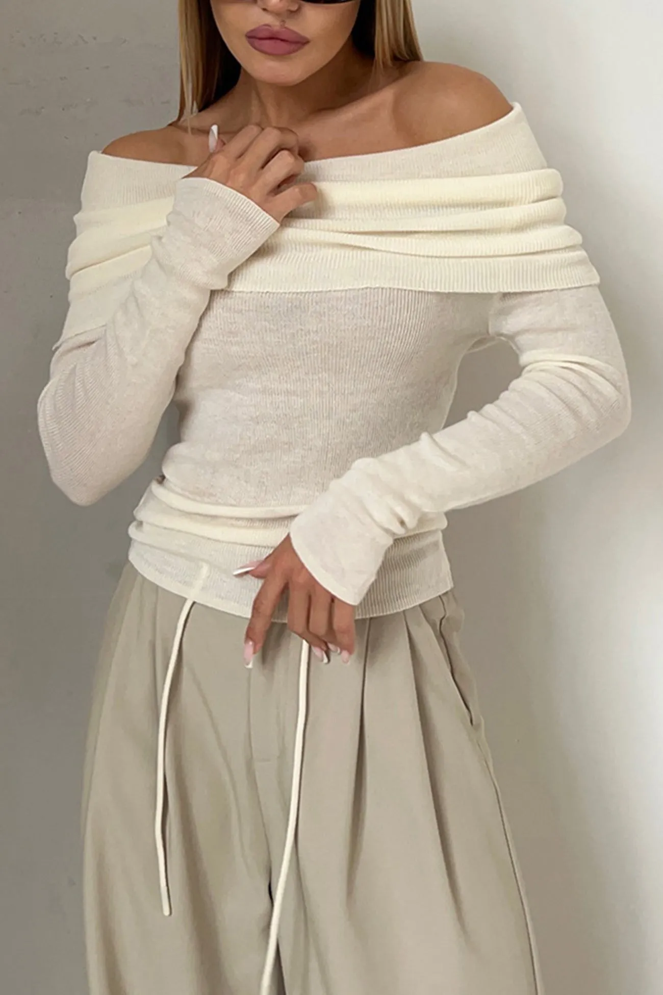 Off-shoulder Long Sleeve Knit Tops