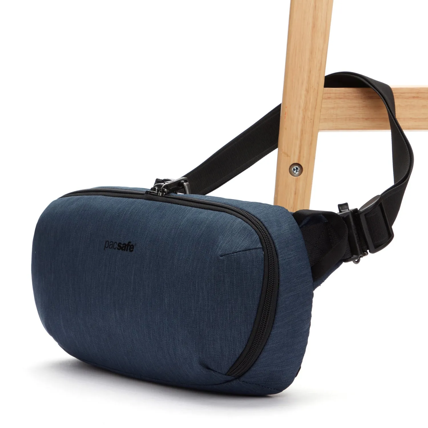 Pacsafe Metrosafe X Urban Sling