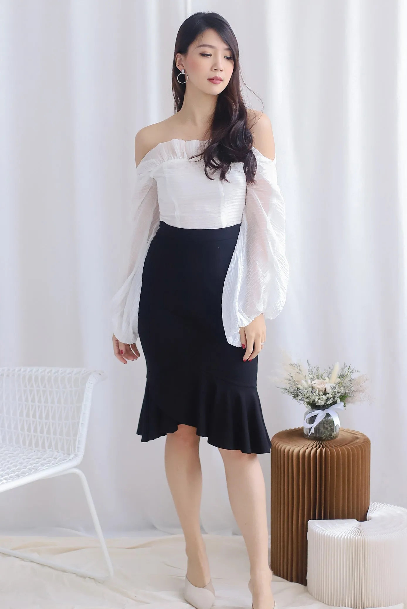 *Premium* Narelle Pleated Off Shoulder Top In White