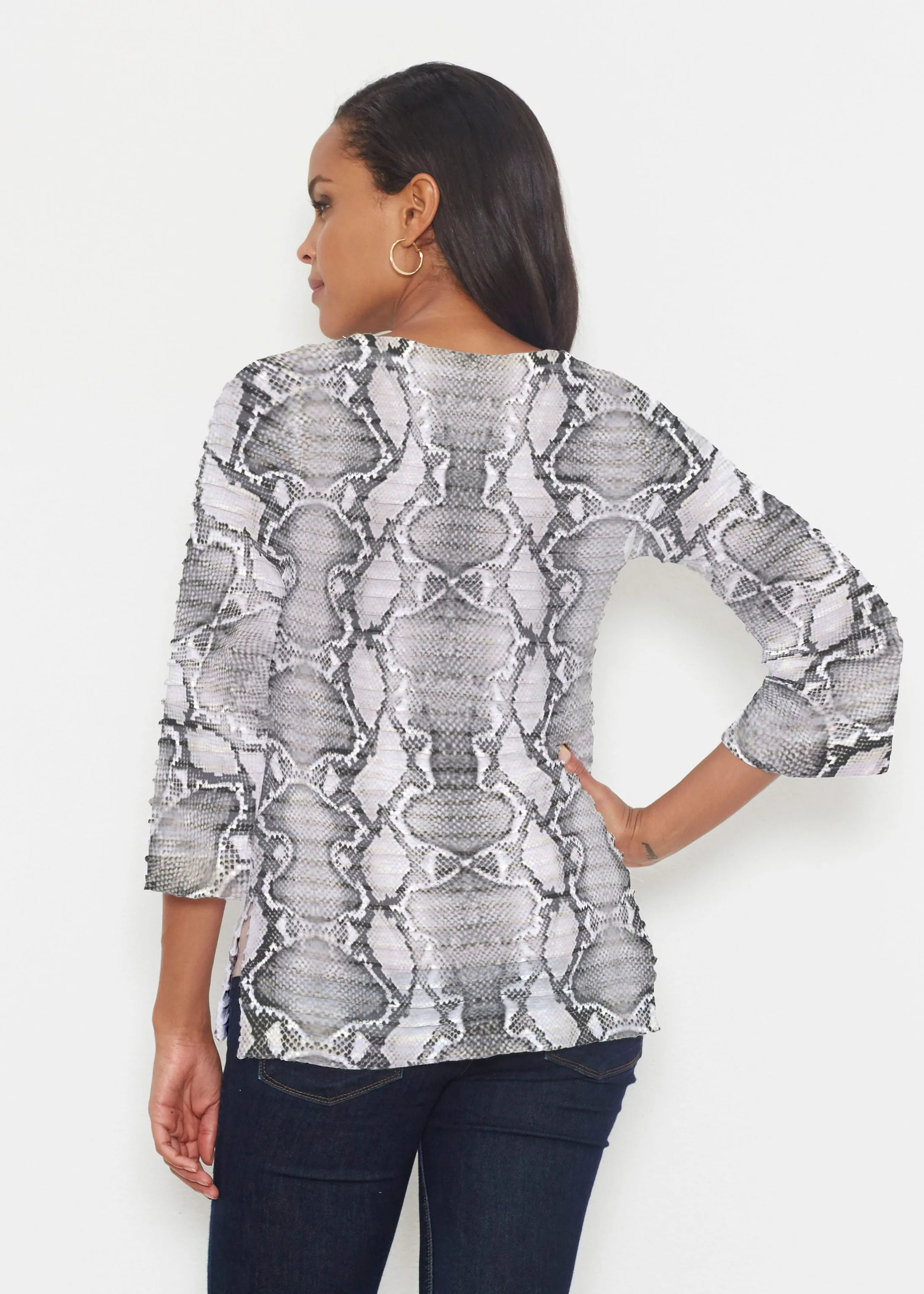 Python Silver (7272) ~ Banded 3/4 Bell-Sleeve V-Neck Tunic