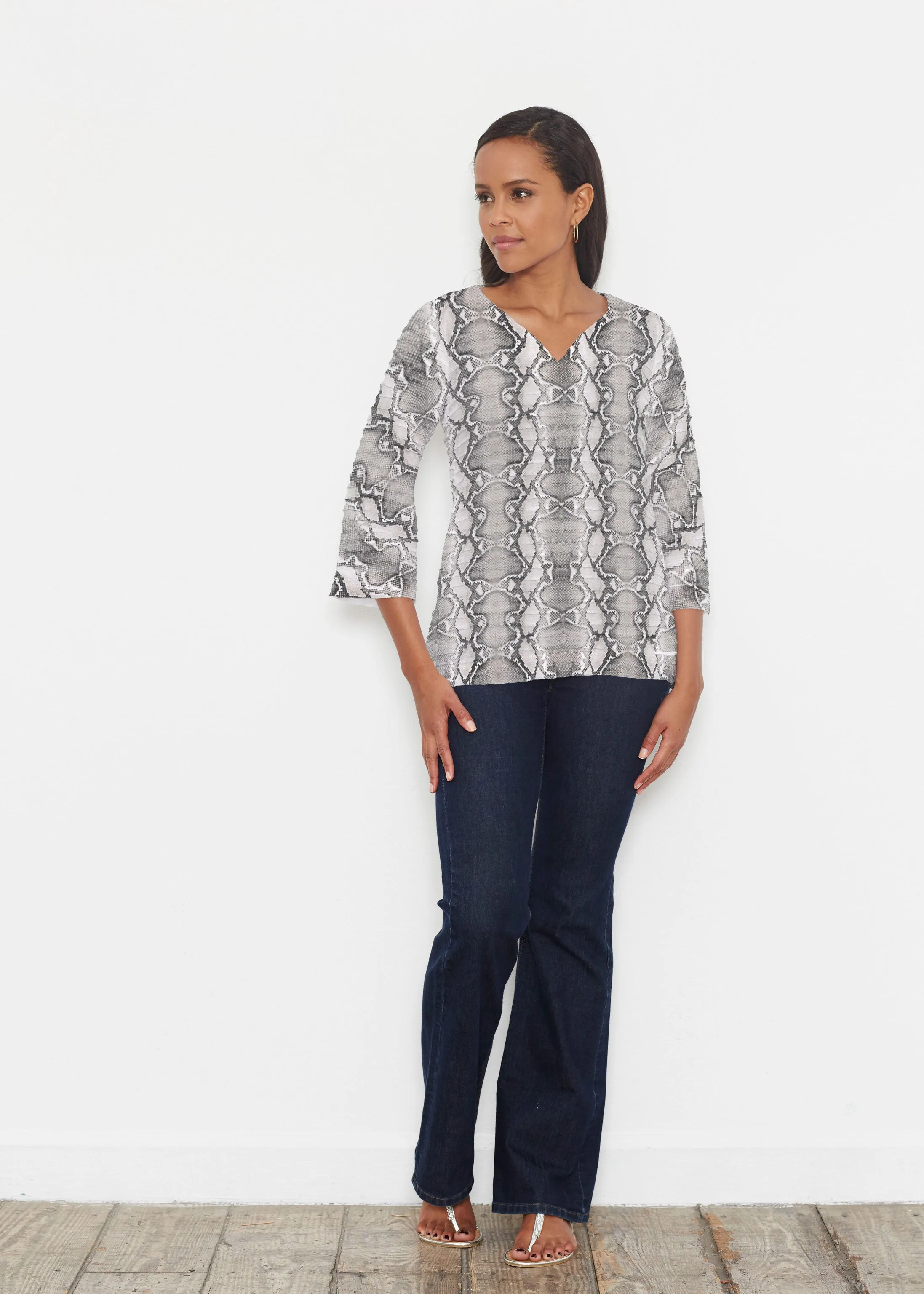 Python Silver (7272) ~ Banded 3/4 Bell-Sleeve V-Neck Tunic