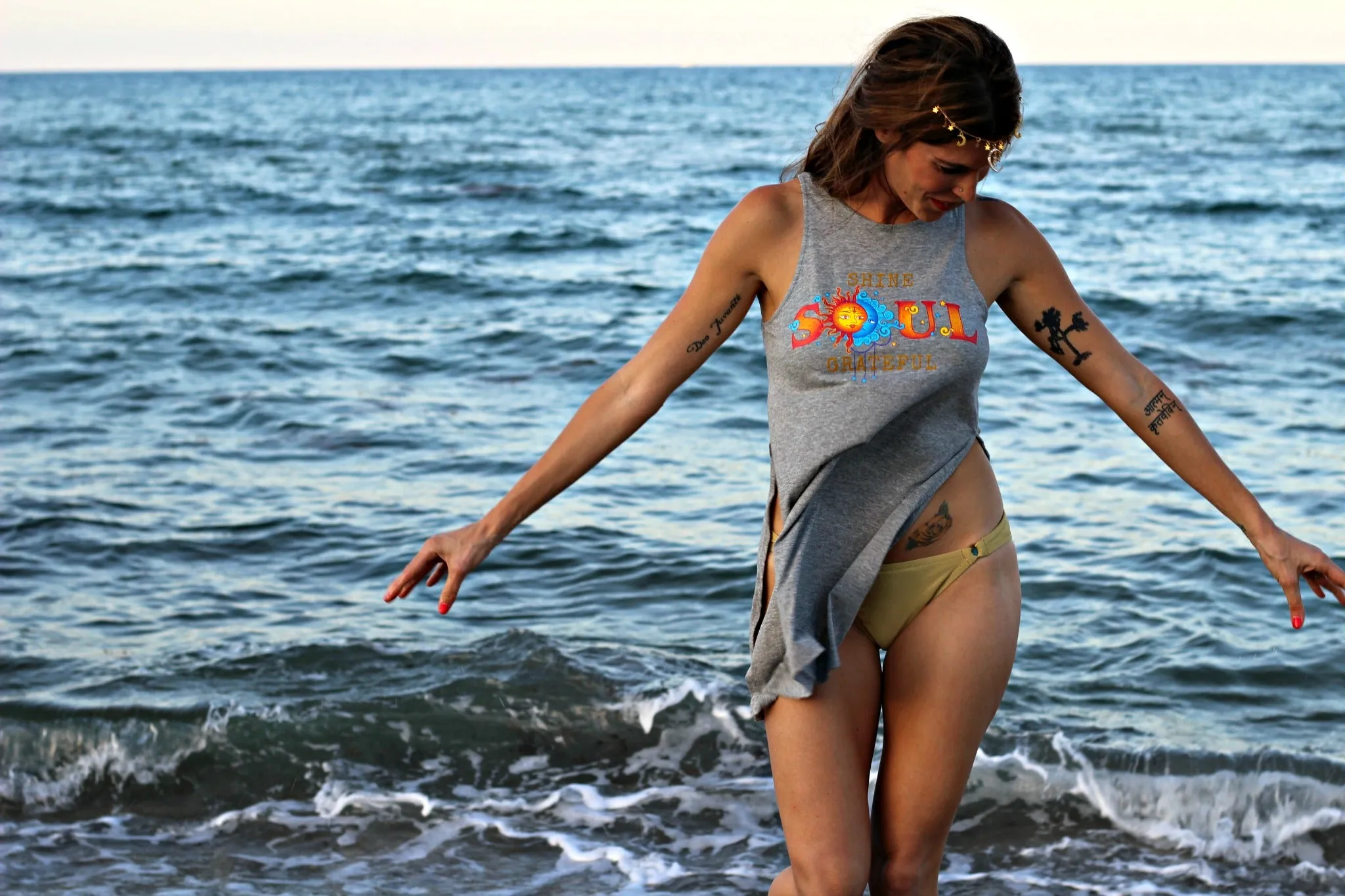 Shine Soul Grateful Tunic (Heather Grey)
