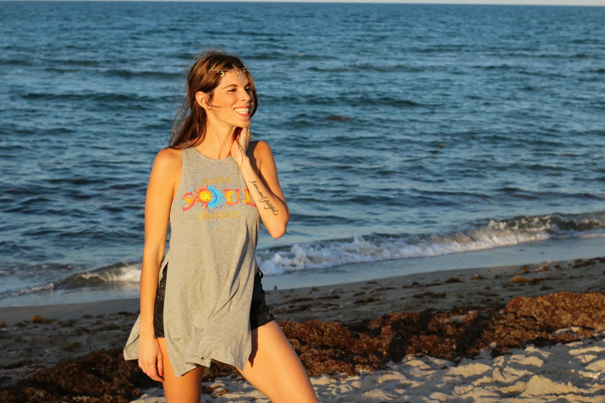 Shine Soul Grateful Tunic (Heather Grey)