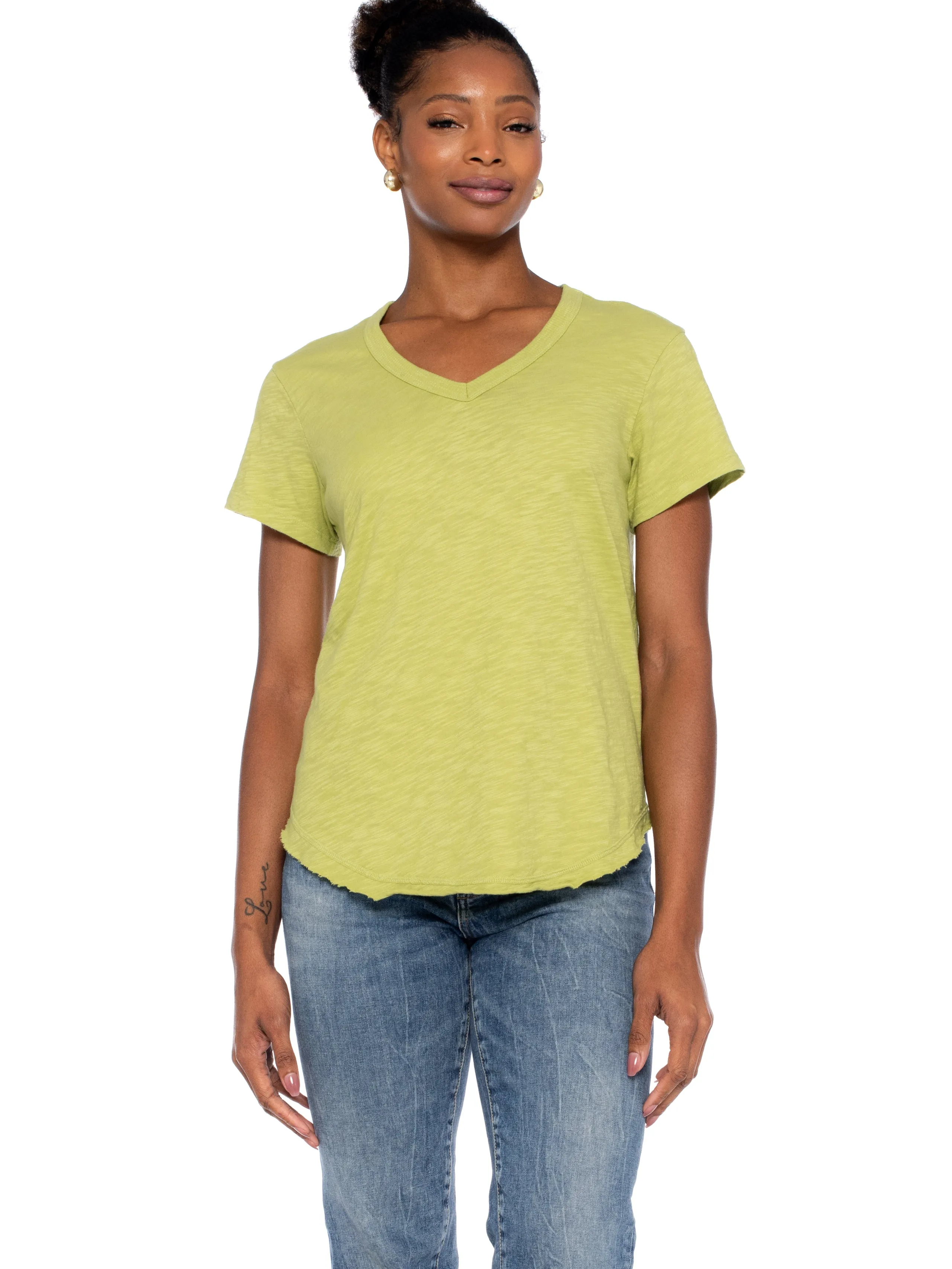 Short Sleeve Shrunken V-Neck Shirttail Top w/Raw Hem