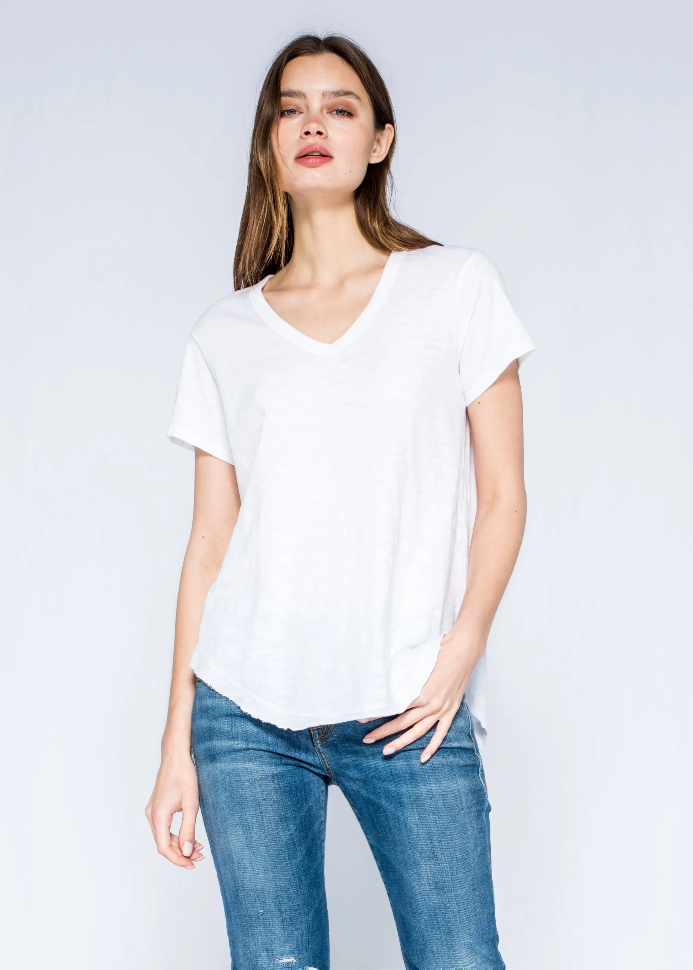 Short Sleeve Shrunken V-Neck Shirttail Top w/Raw Hem
