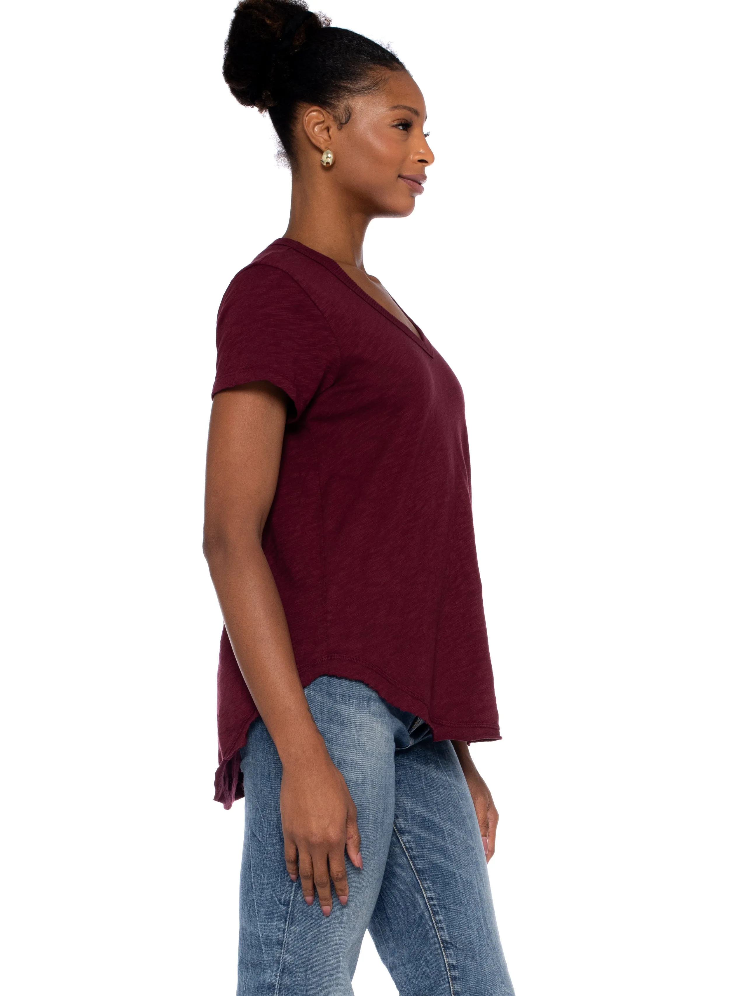 Short Sleeve Shrunken V-Neck Shirttail Top w/Raw Hem