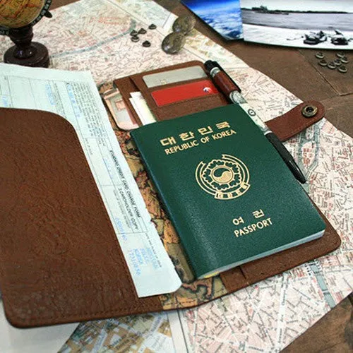 Souvenirs De Voyage Passport Case - Italian Map