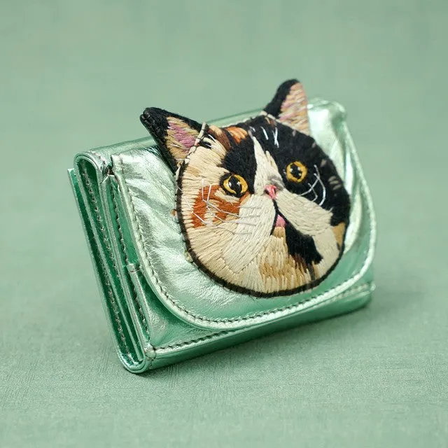 TAMAO WORLD Sheep Leather Embroidery Cat Mini Wallet Calico Cat Metallic Green