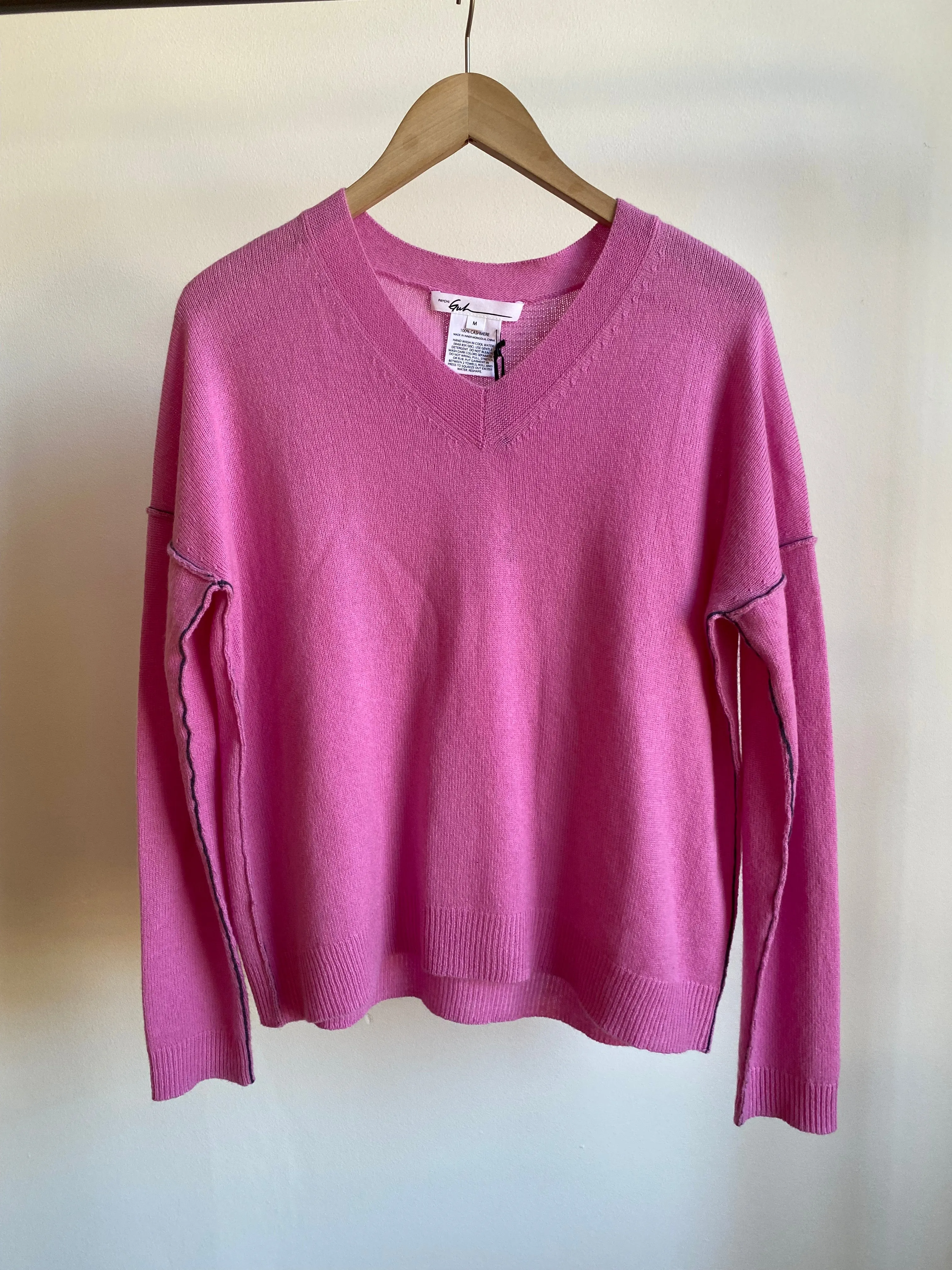 V-Neck Pullover, Carnation