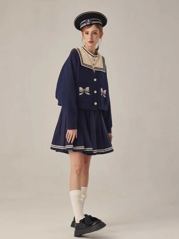 V-neck Short Sweater Cardigan