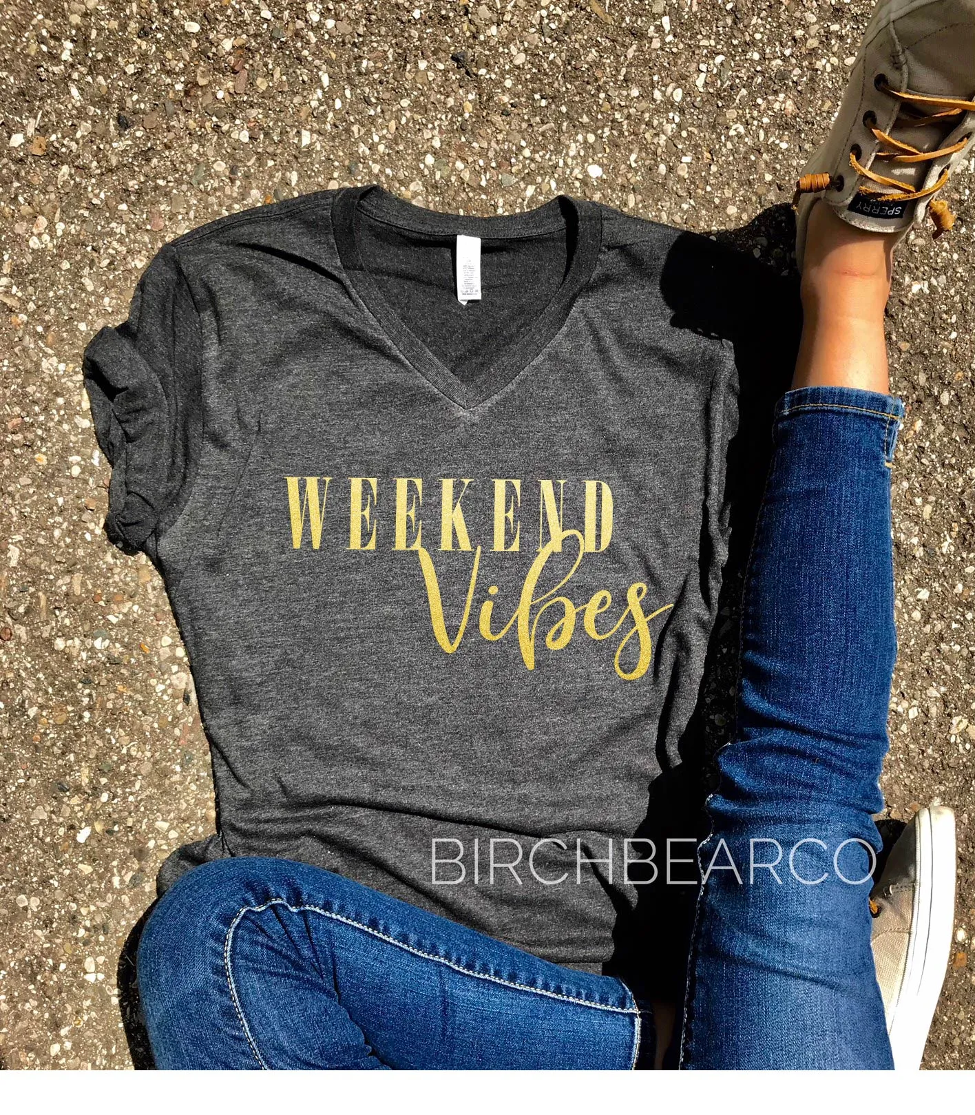 Weekend Vibes Shirt - GOLD METALLIC