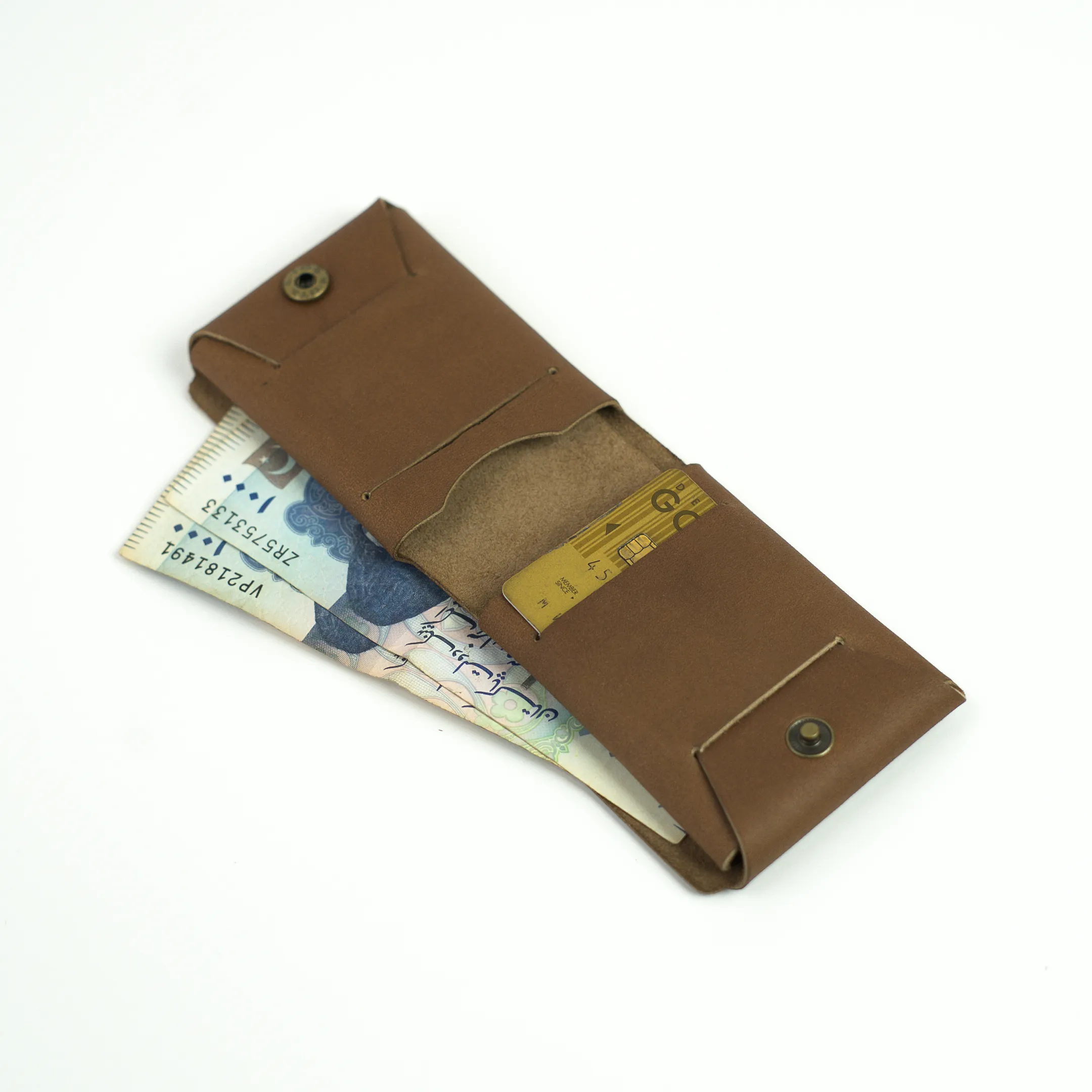 Wolf - Minimalist Bifold Wallet