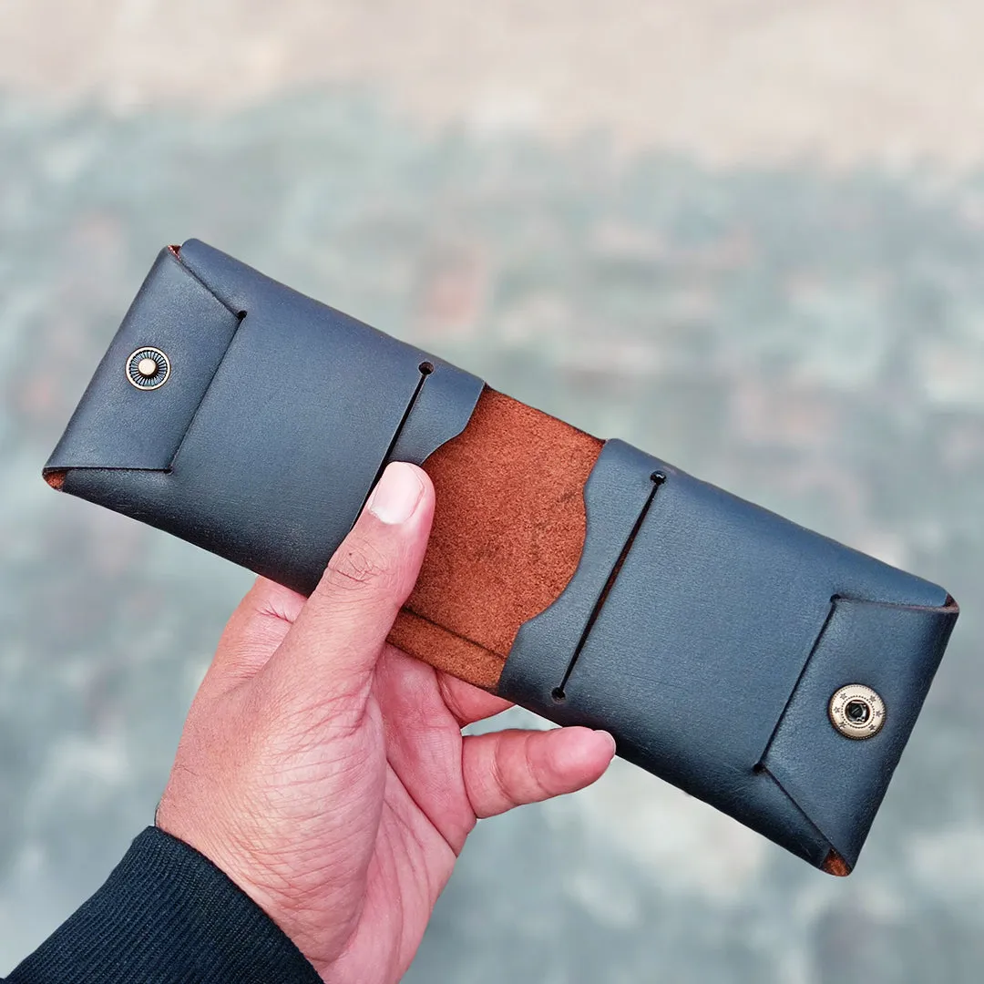 Wolf - Minimalist Bifold Wallet