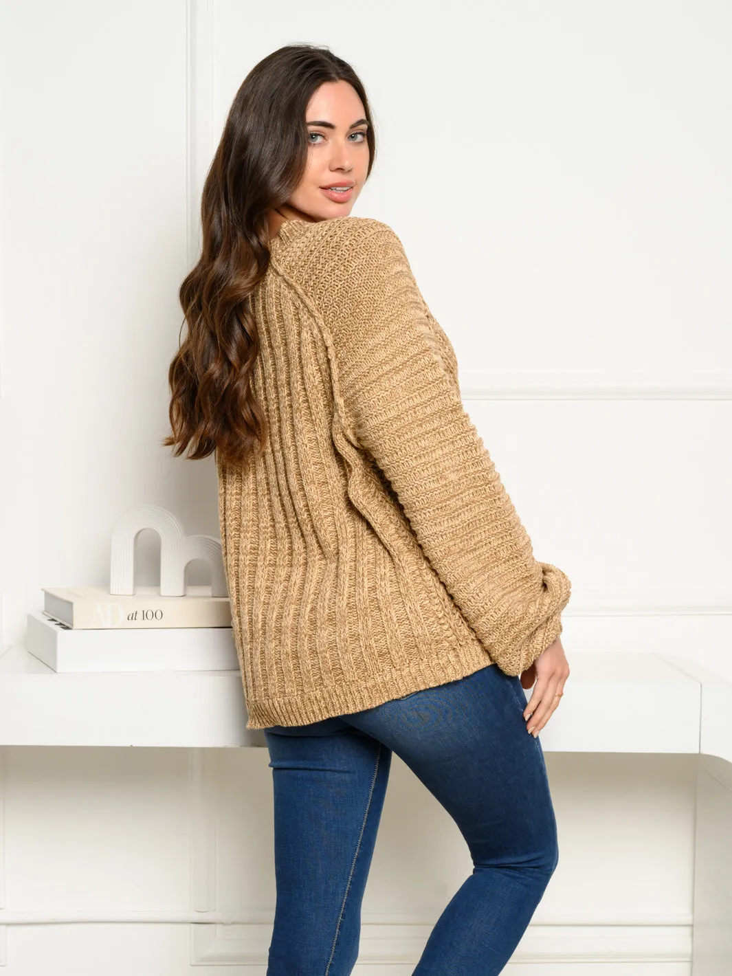 WOMEN'S LONG SLEEVE KNIT SWEATER